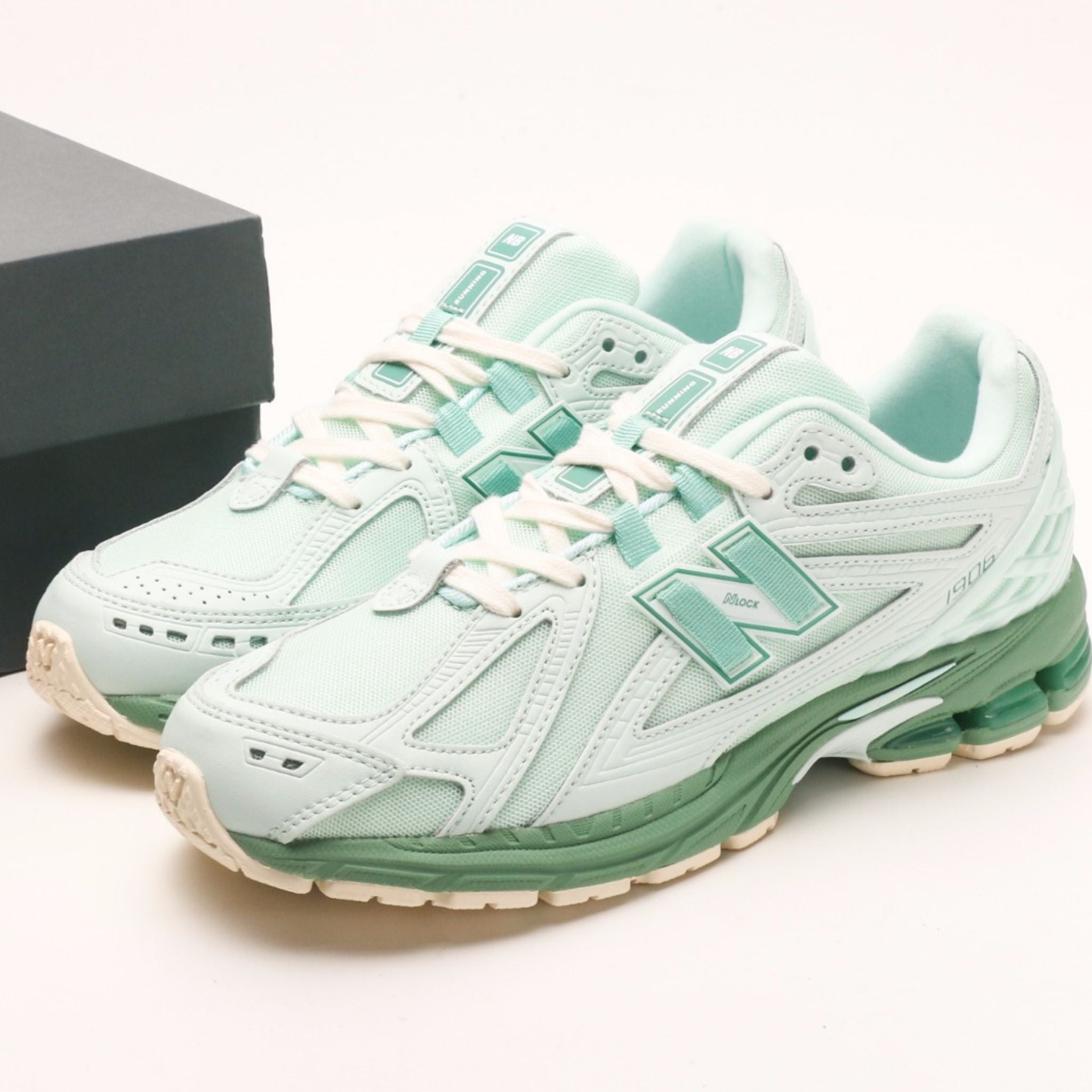 New Balance 1906 R Jade Green