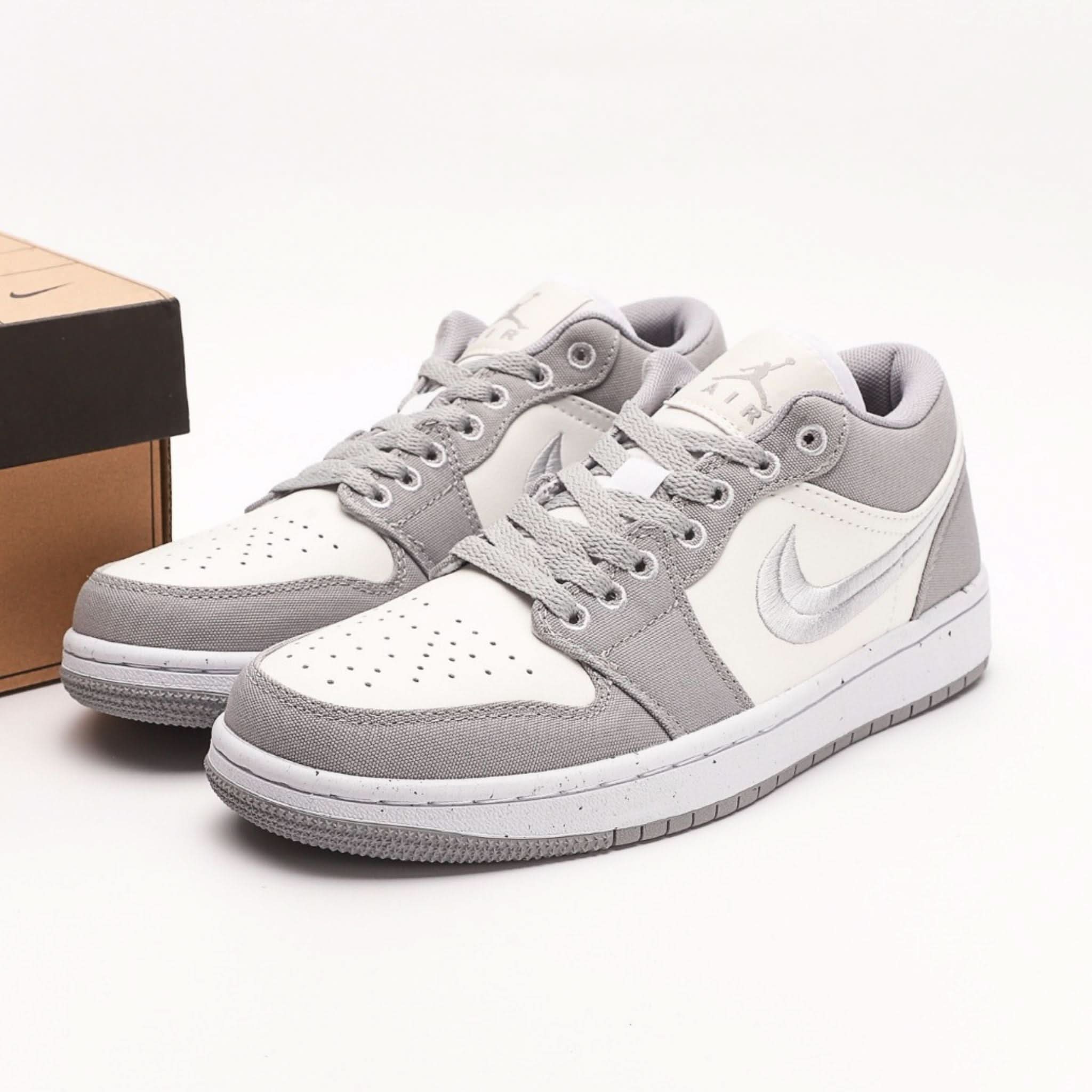 Air Jordan 1 Low 'Light Steel Grey'