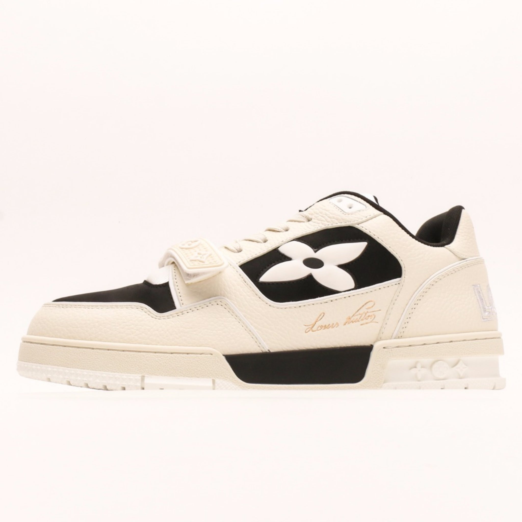 Louis Vuitton 'Cream-Black'