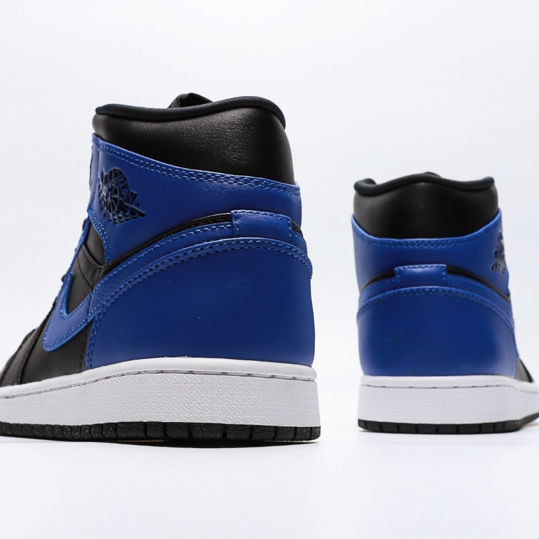 Nike Air Jordan 1 Mid Hyper Royal Tumbled Leather