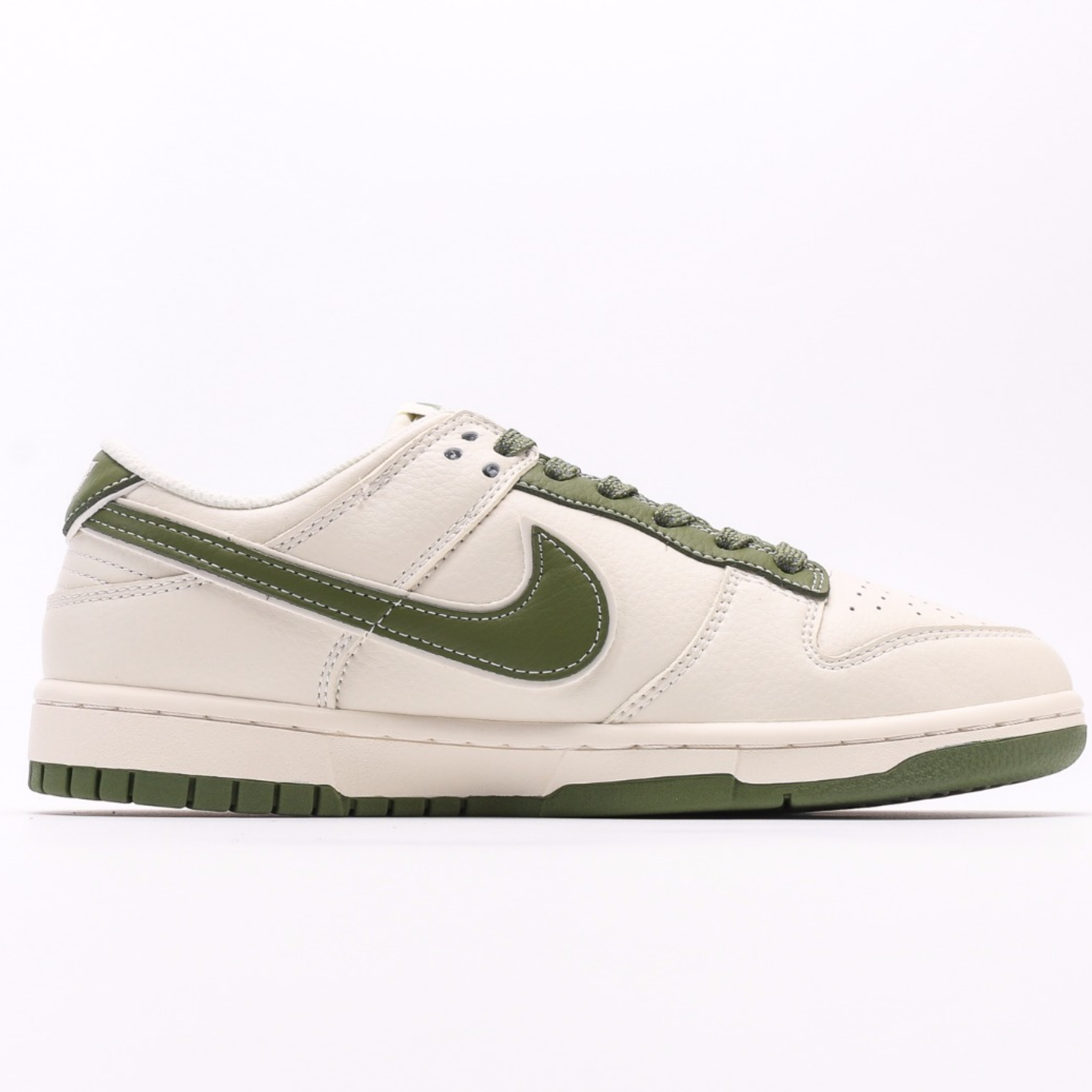 Nike SB Dunk Low Supreme "military green"