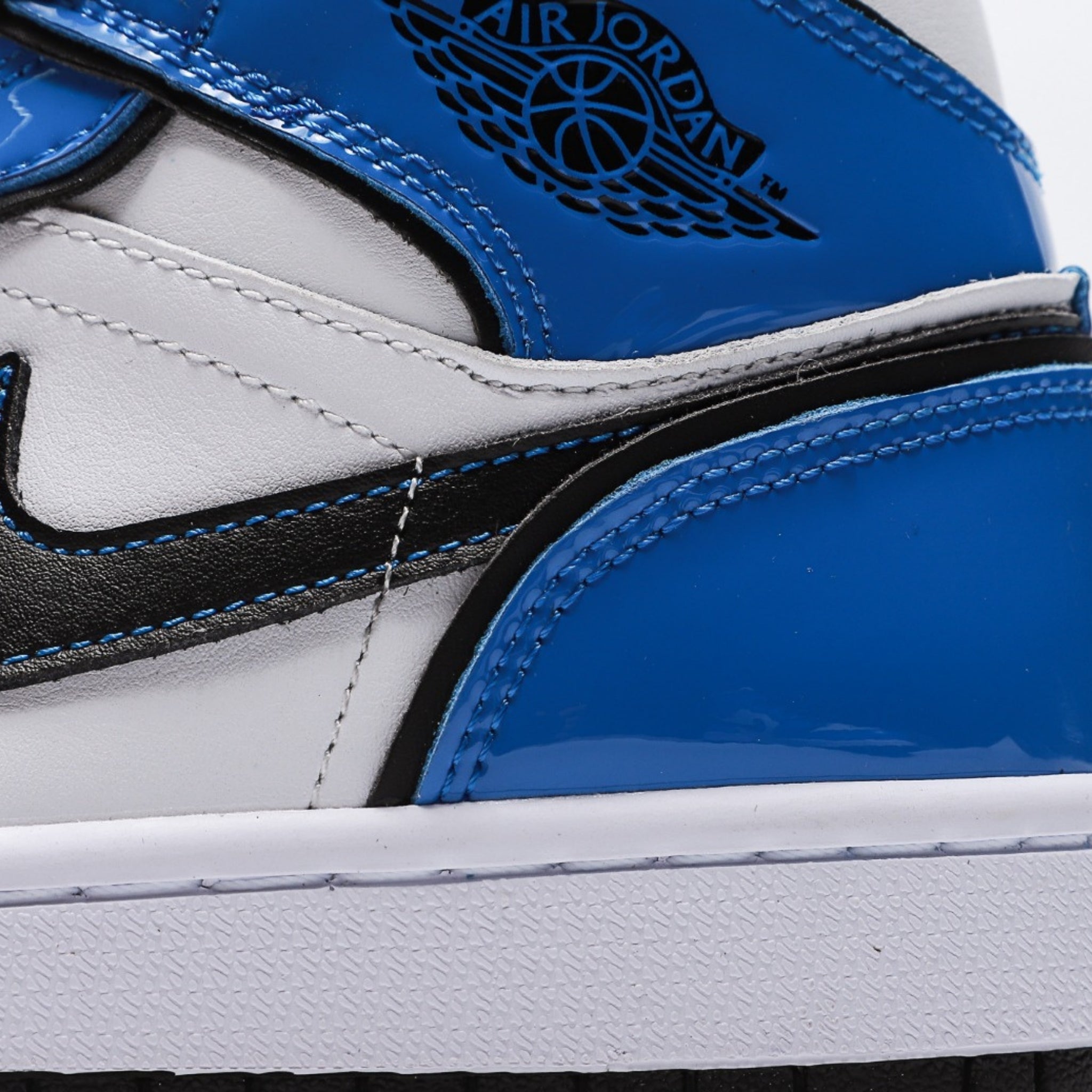 Nike Air Jordan 1 Mid Signal Blue