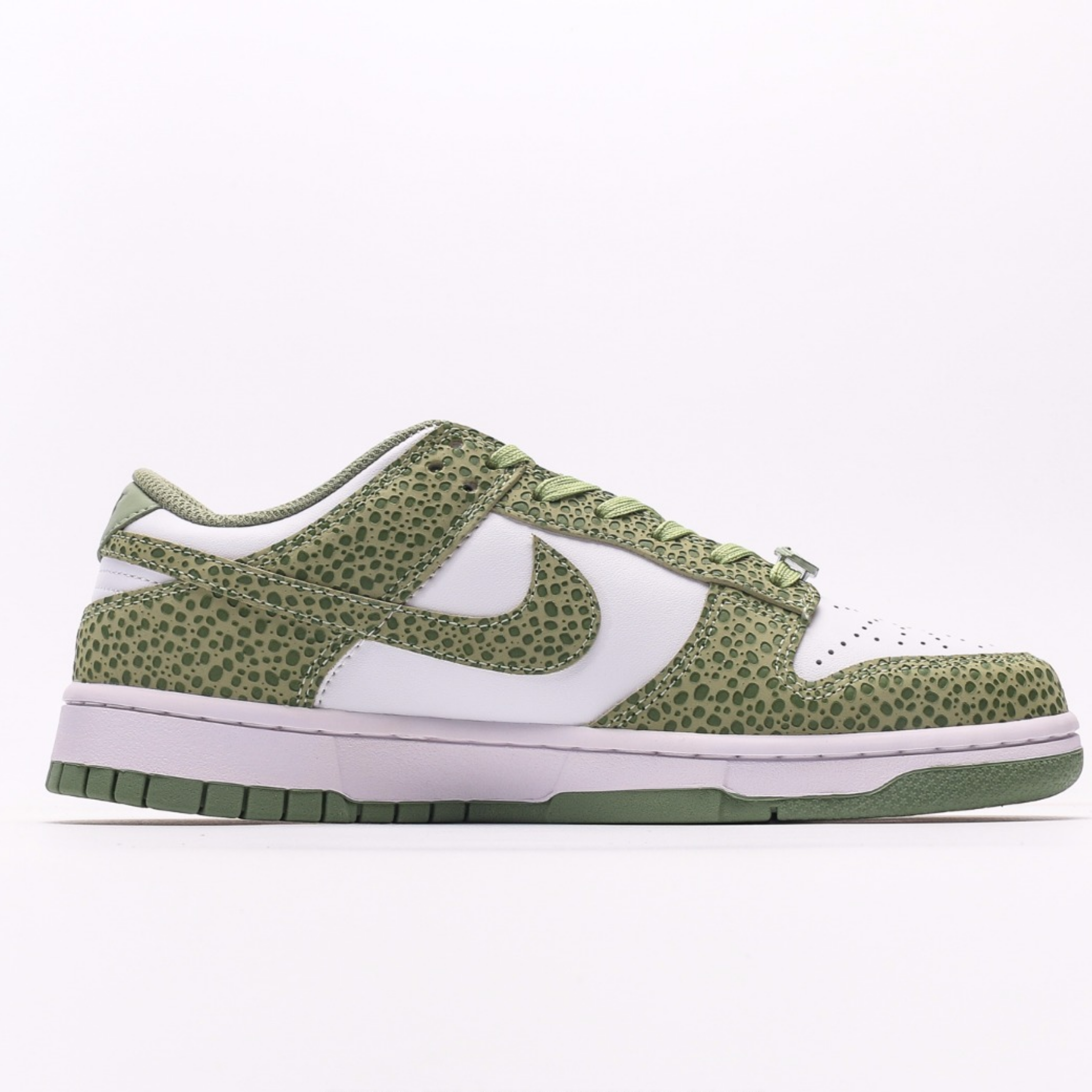 Nike Dunk Low Safari 'Oil Green'