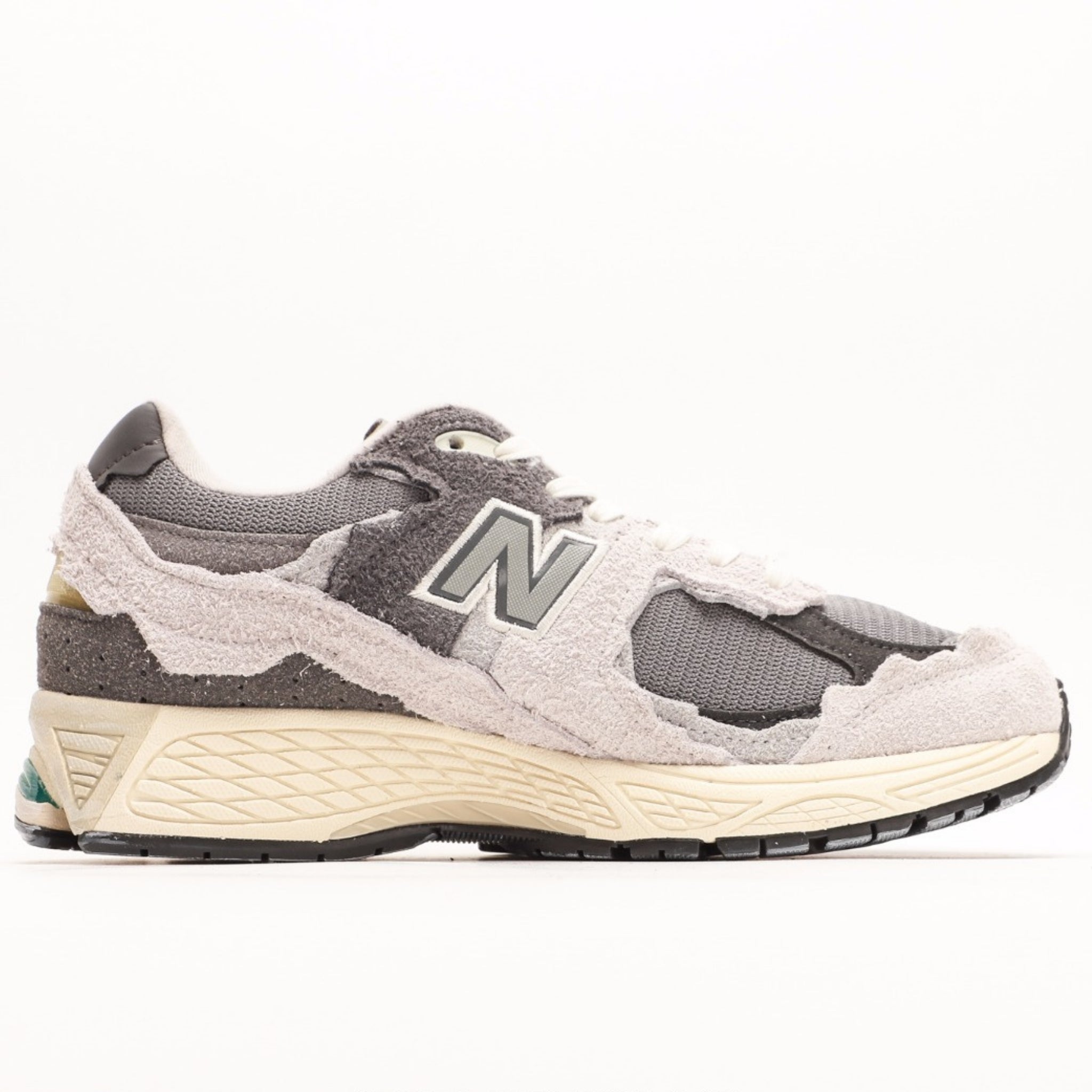 New Balance 2002R Protection Pack Rain Cloud