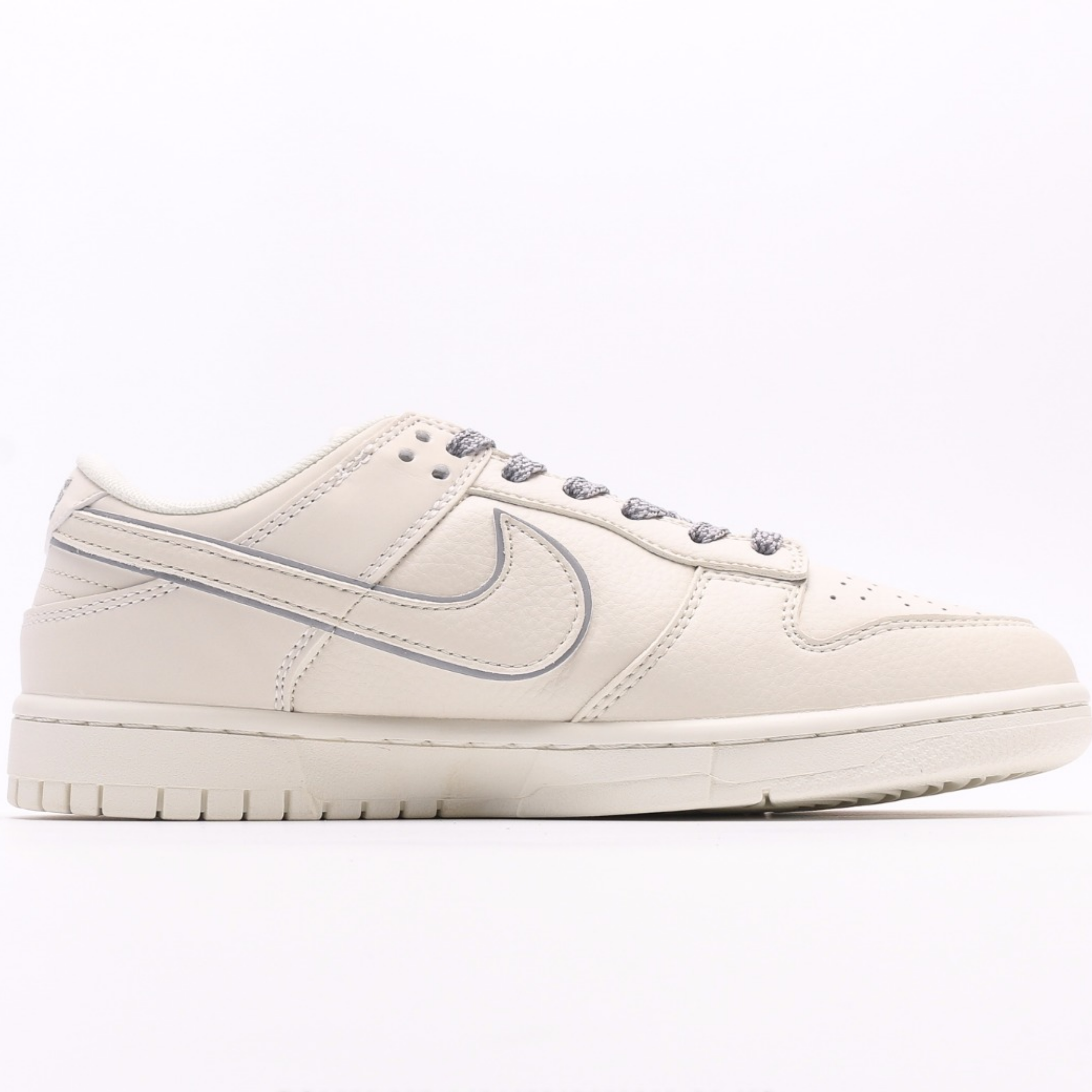 Supreme x Nike SB Dunk Low Grey Off White