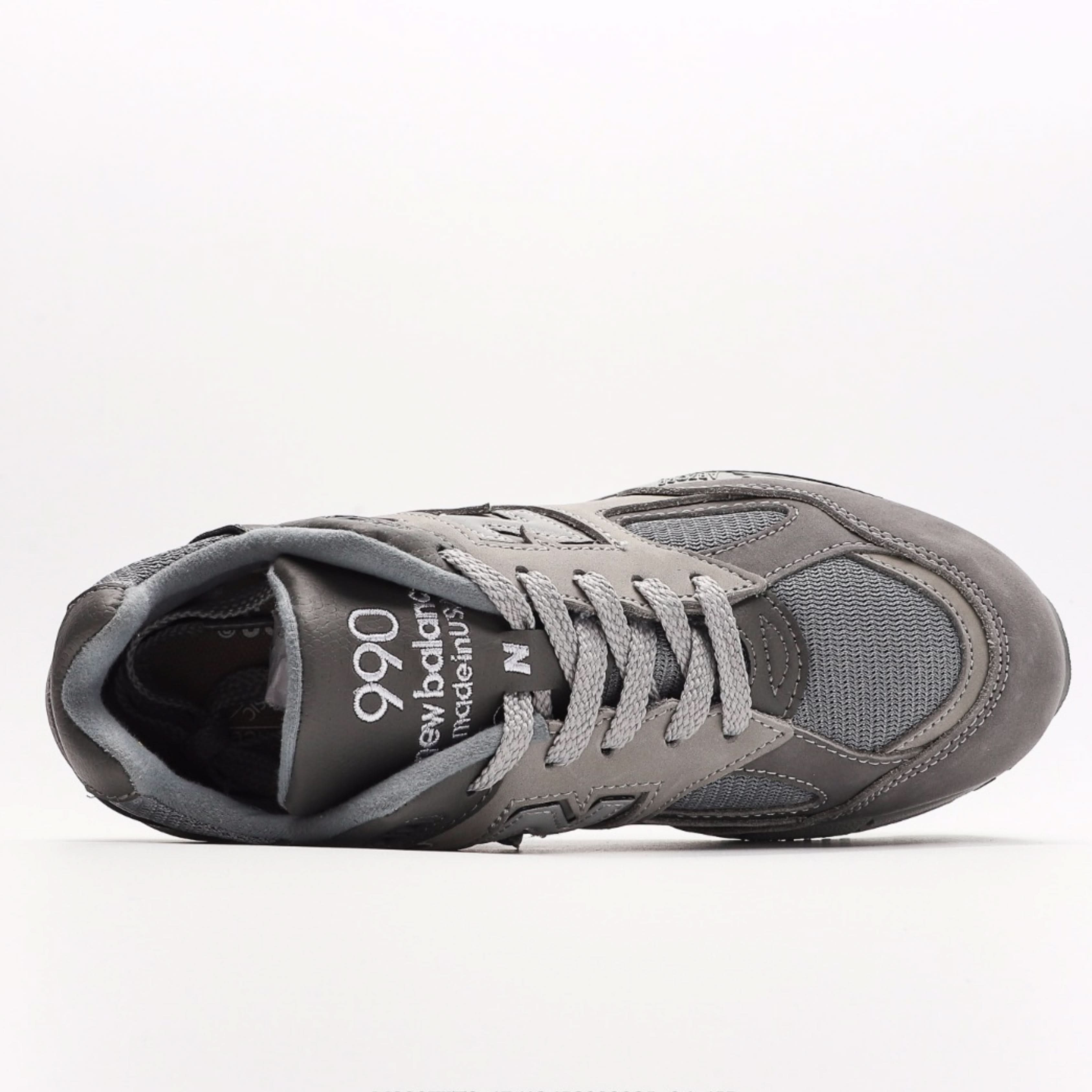 New Balance x WTAPS 990 V2 "Grey"