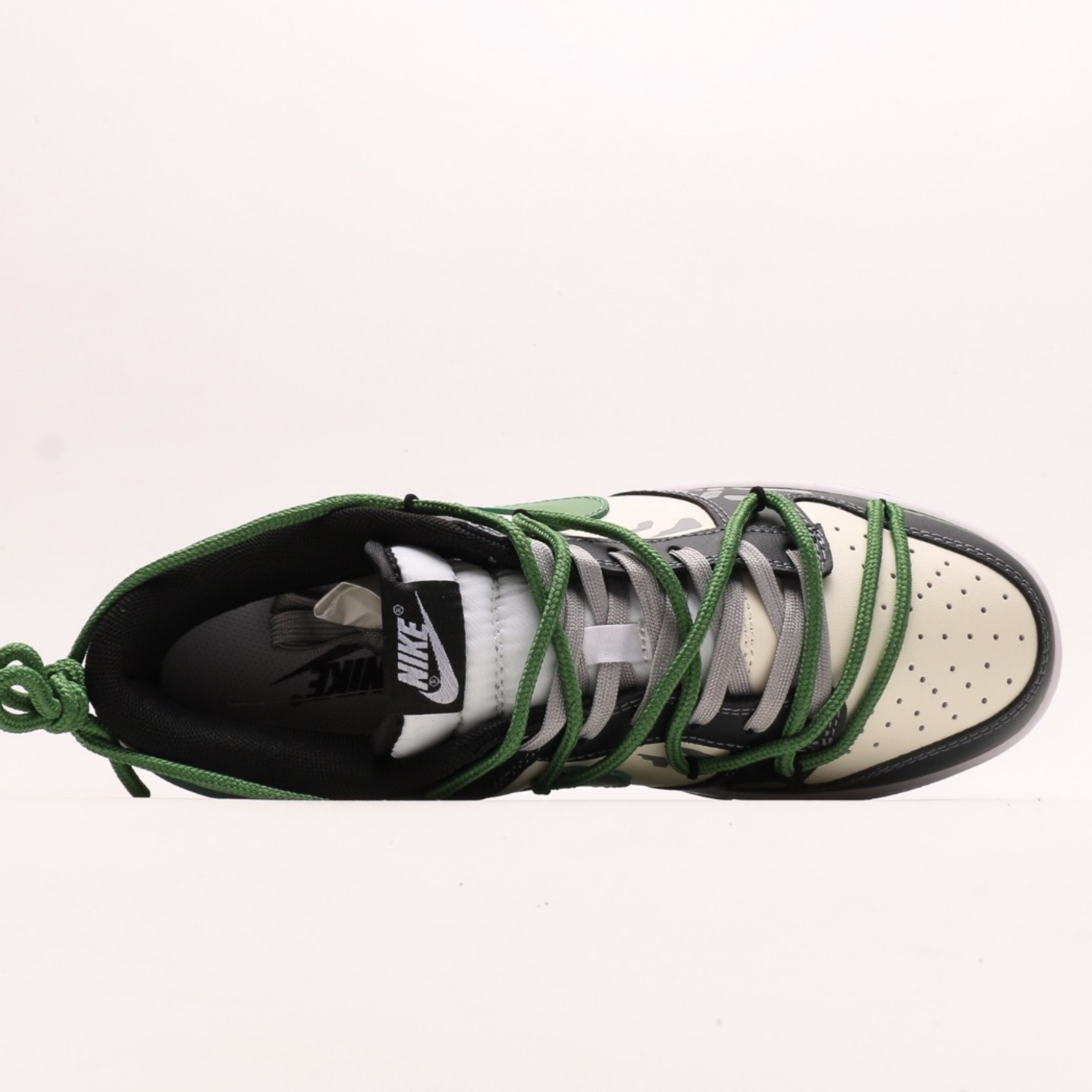 Nike Dunk Low SE "Green"