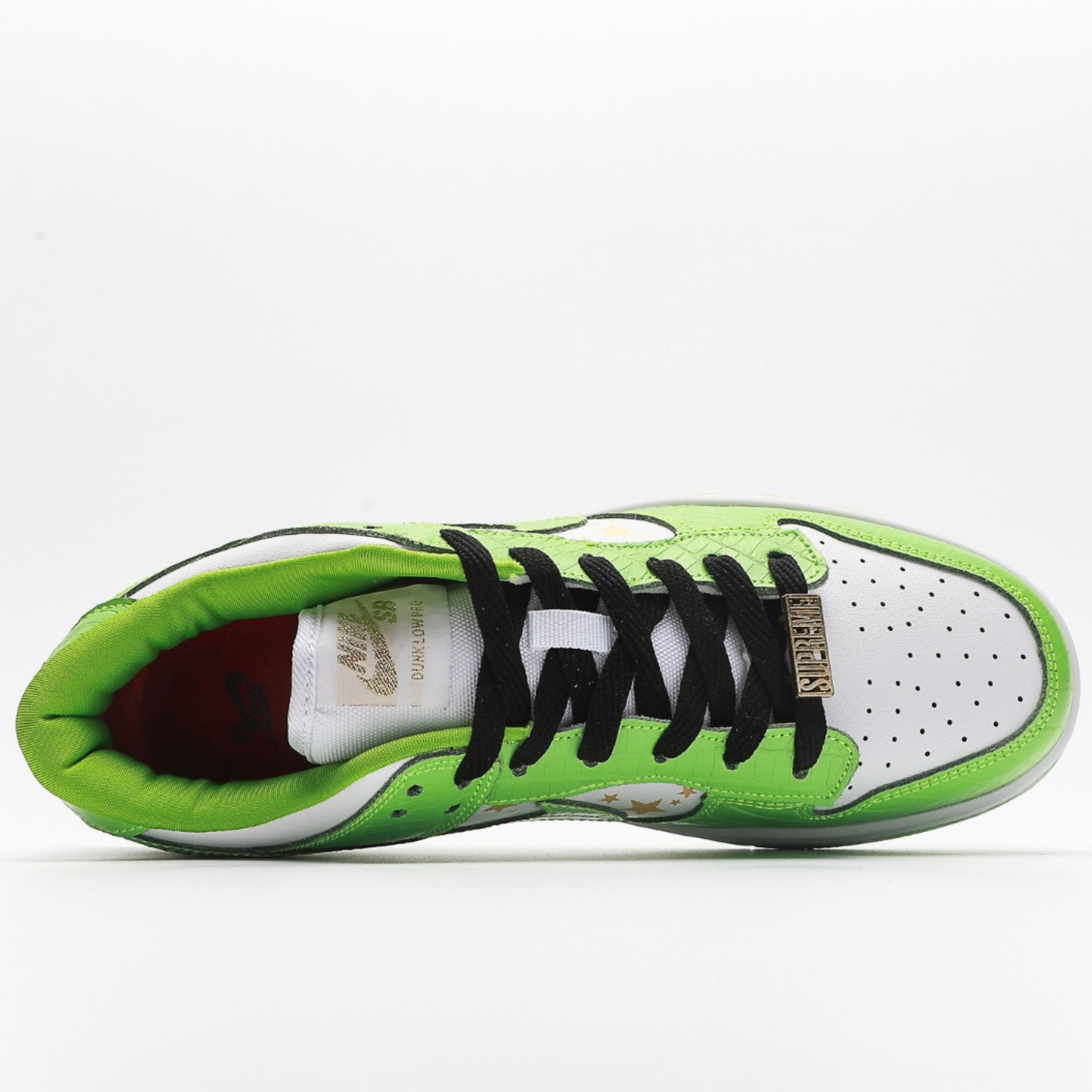 Nike SB Dunk Low Supreme Stars Mean Green