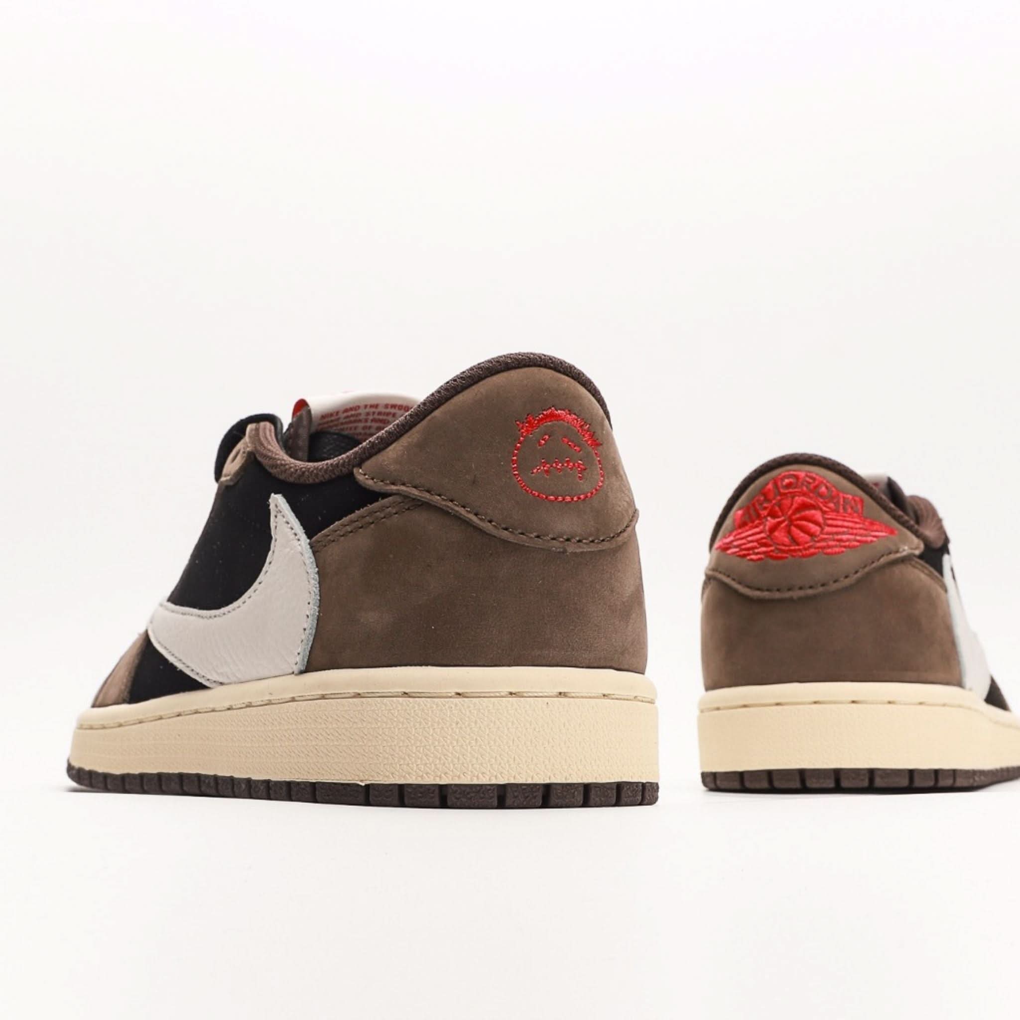 Travis Scott x Air Jordan 1 Low