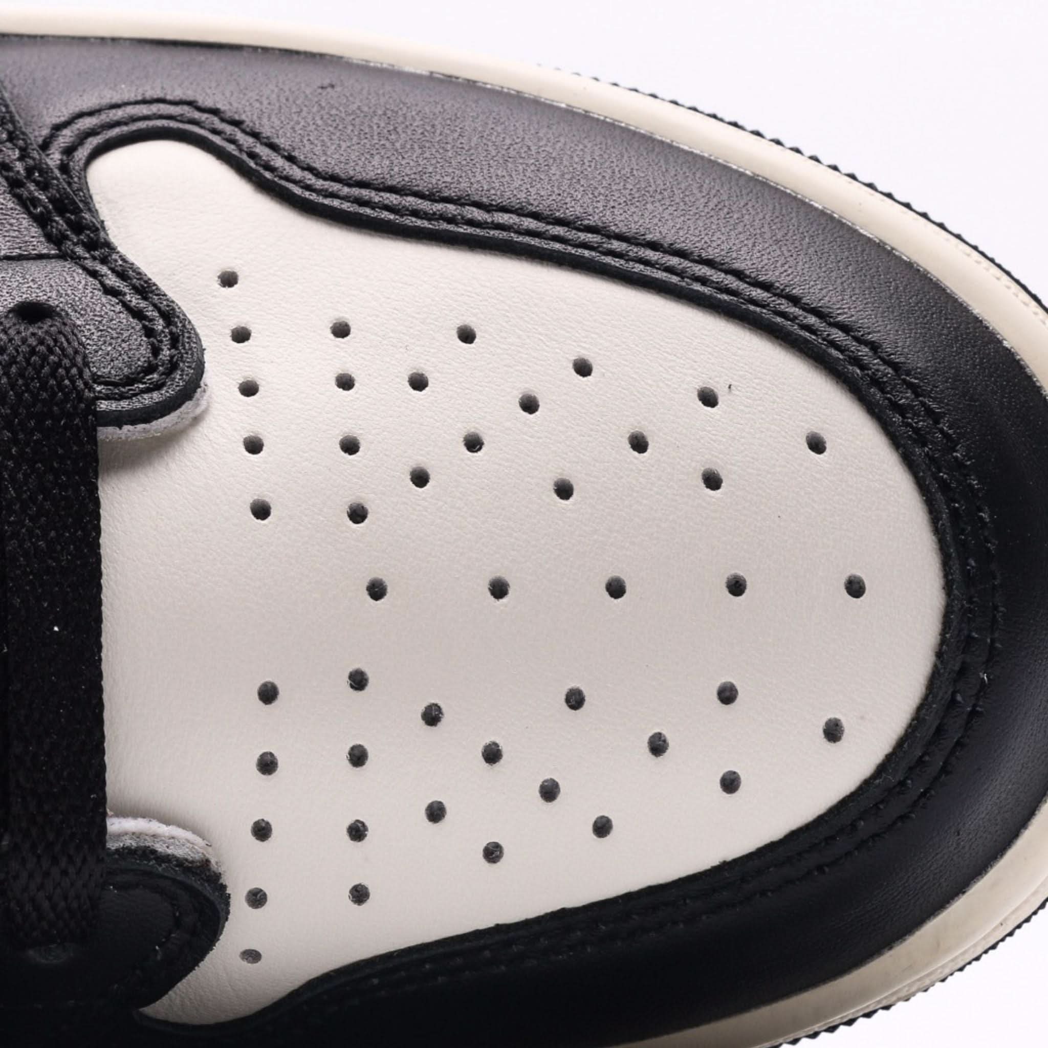 Air Jordan 1 Low Mocha