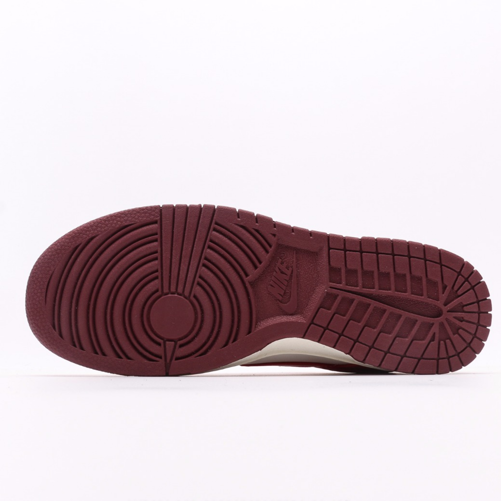 Nike Dunk Low Next Nature Gym Red
