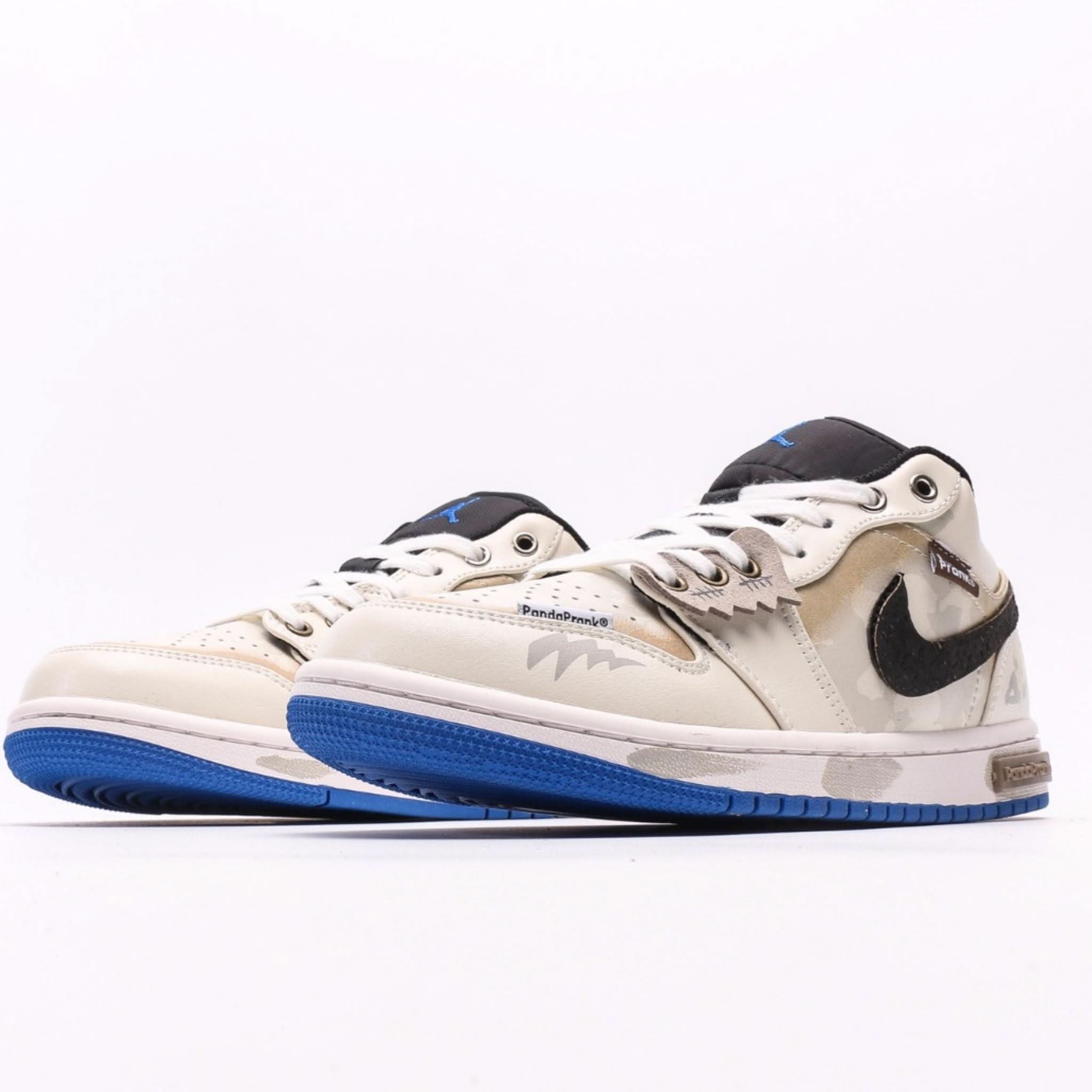Air Jordan 1 Low GS'Light Smoke GreyBlack'