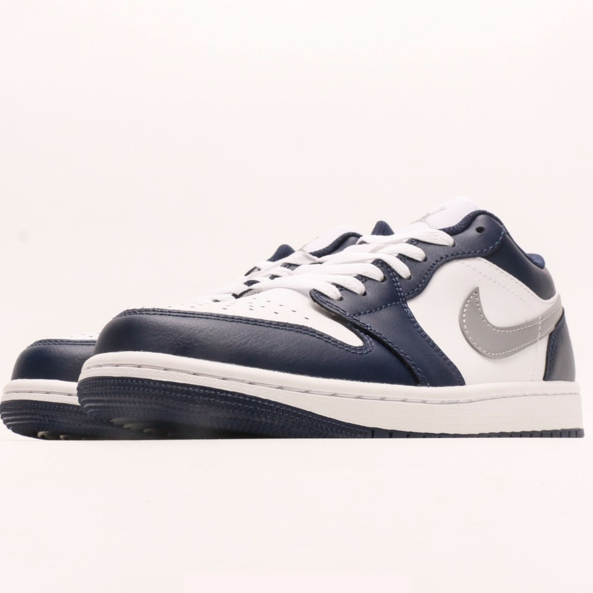 Air Jordan 1 Low SE Midnight Navy