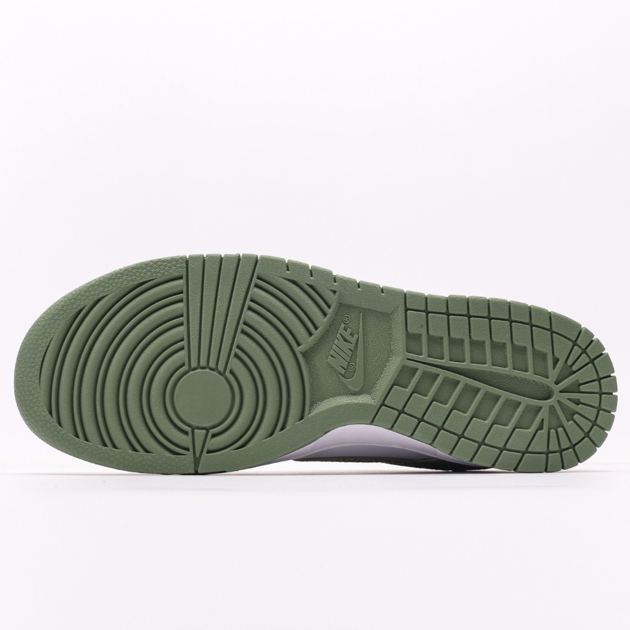 Nike Dunk Low Safari 'Oil Green'