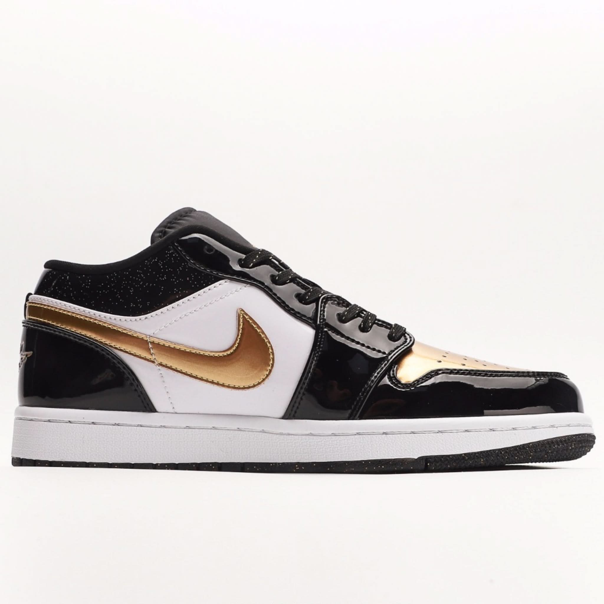 Air Jordan 1 Low Light Smoke Grey
