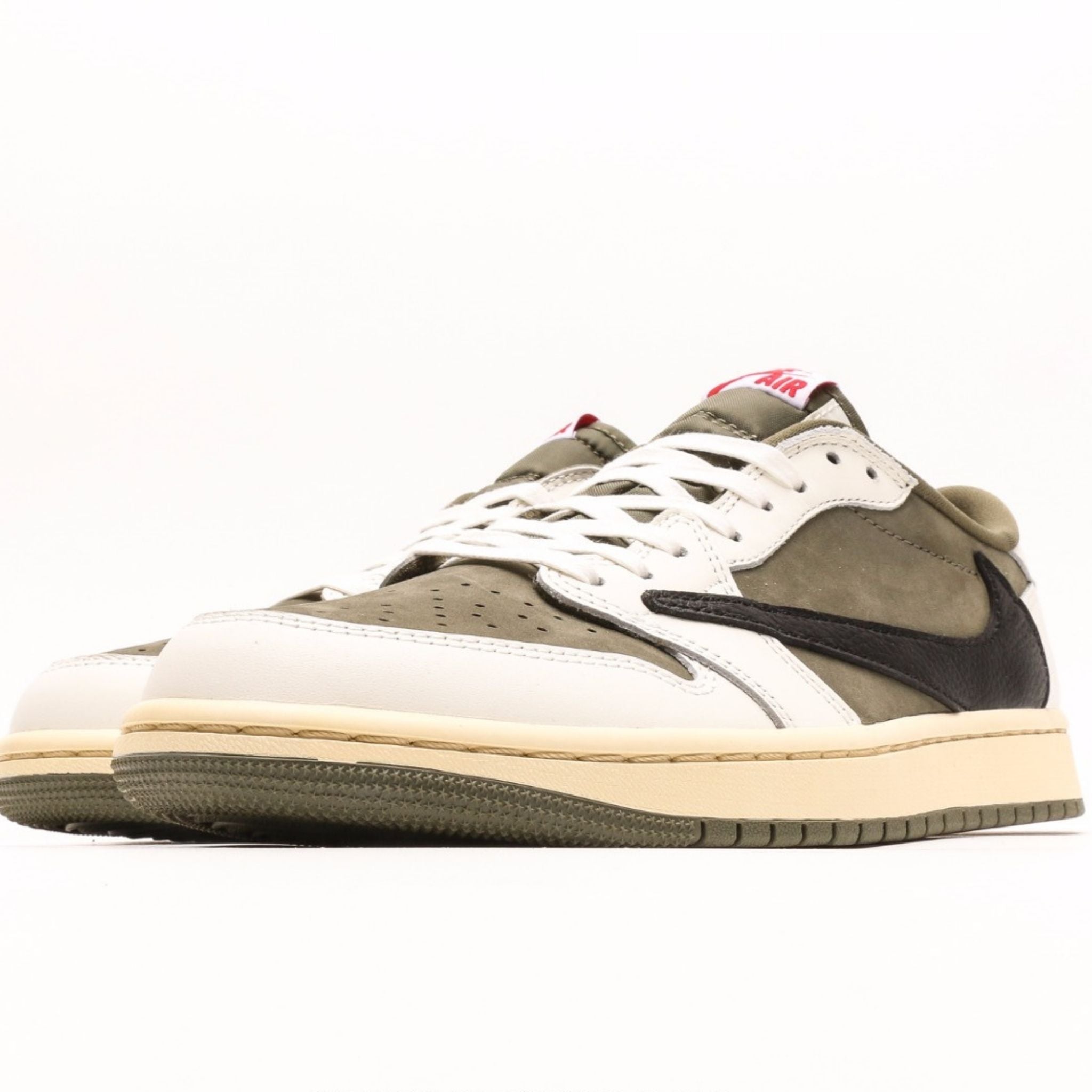 Fragment x Travis Scott x Air Jordan 1 Low