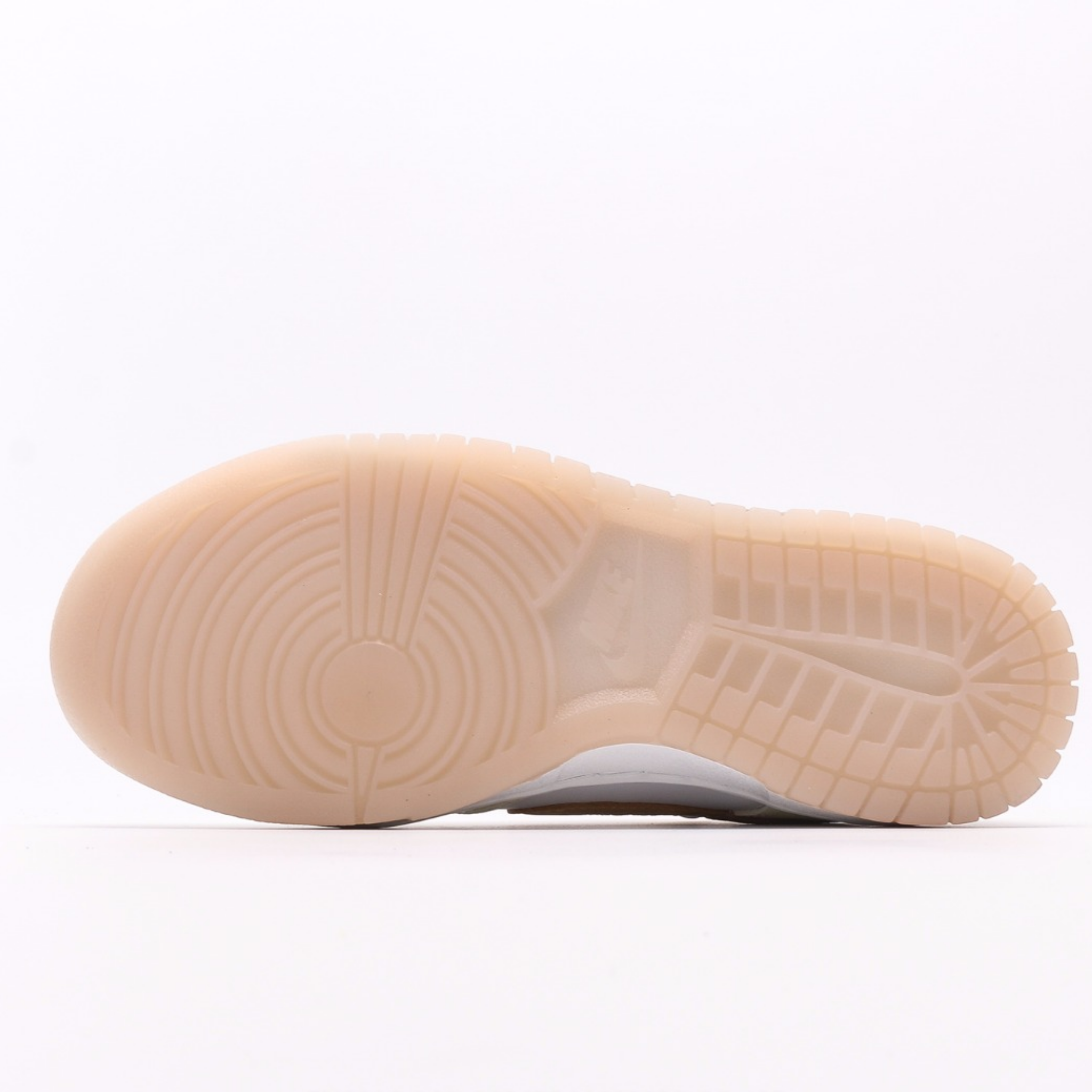 Nike Dunk Low "Cake Bear"