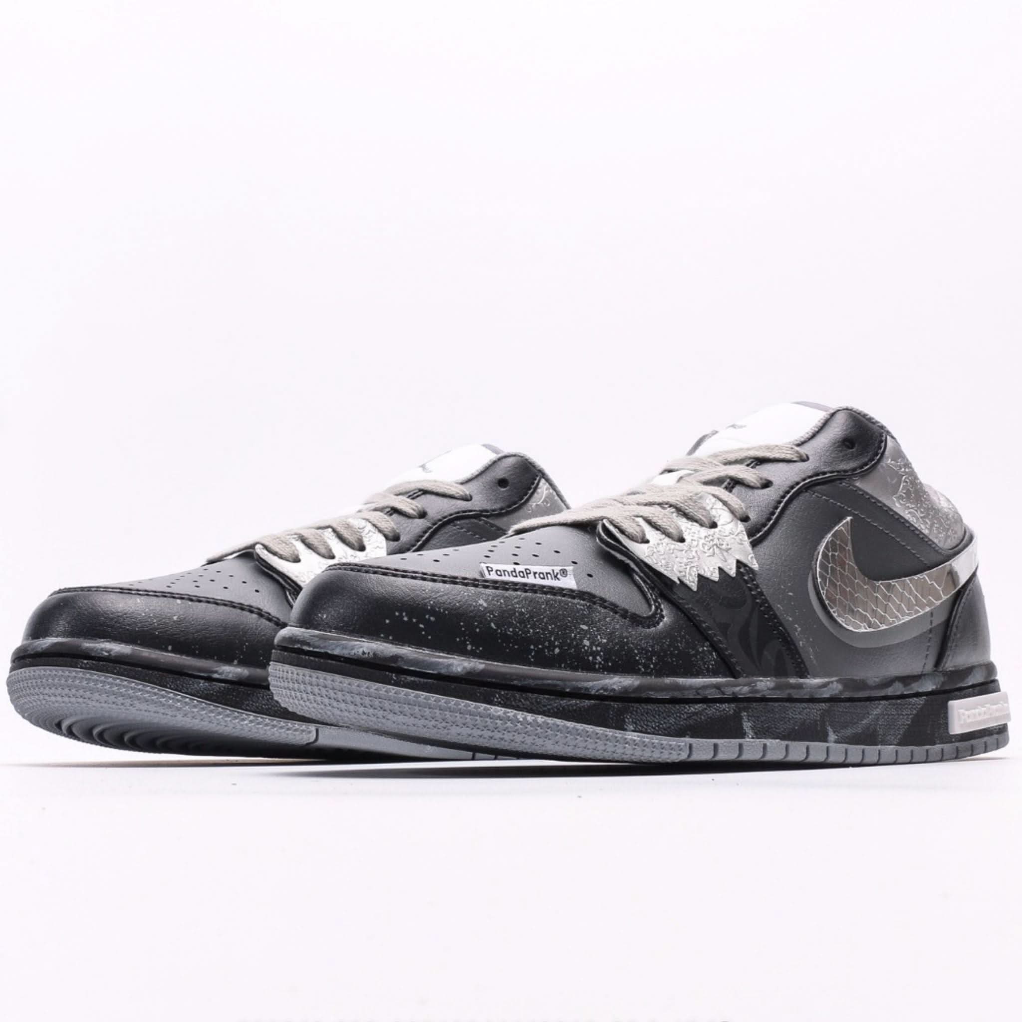 Air Jordan 1 Low GS'Light Smoke GreyBlack'
