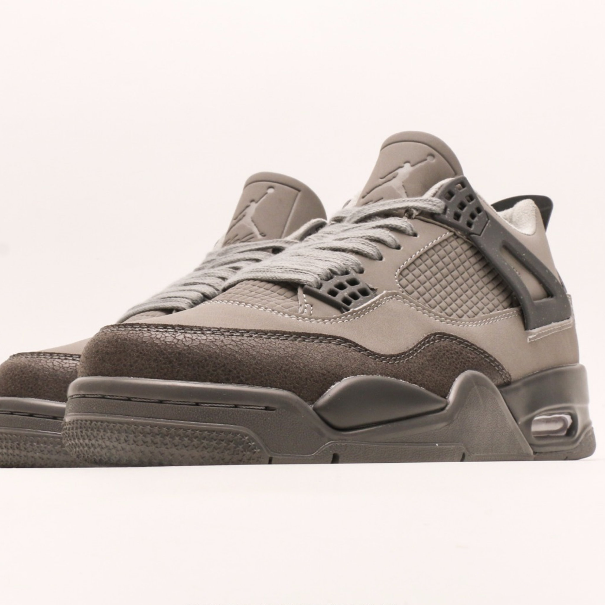 Air Jordan 4 Retro OG 'Wet Cement'