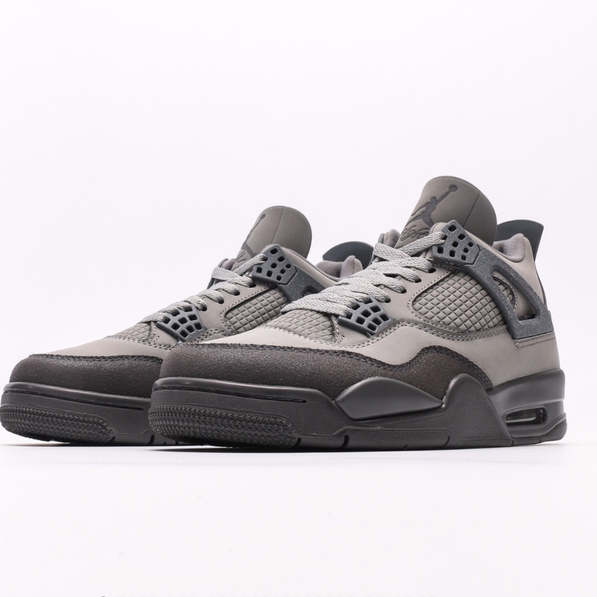 Air Jordan 4 Retro OG Smoke Grey