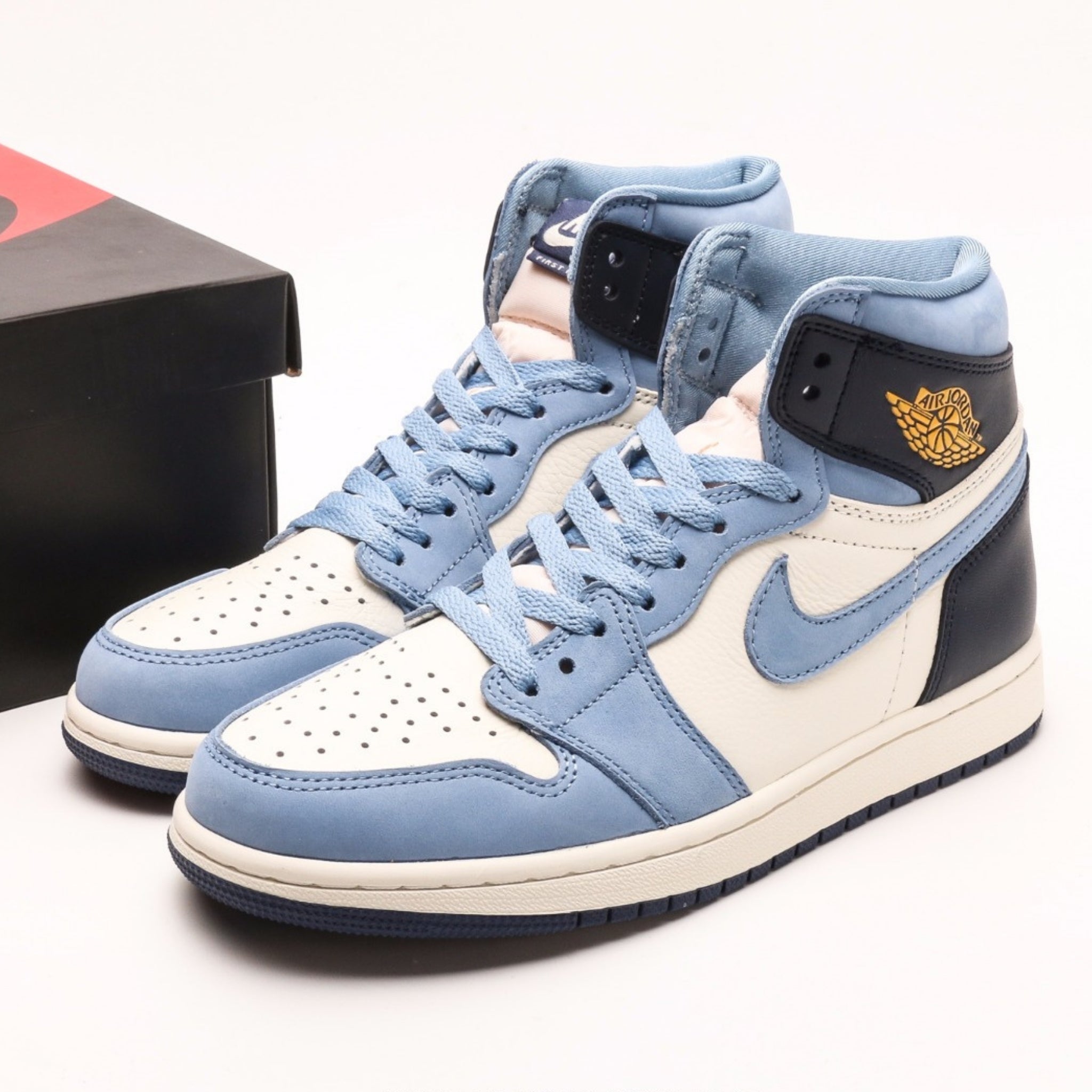 Air Jordan 1 High OG 'First in Flight'