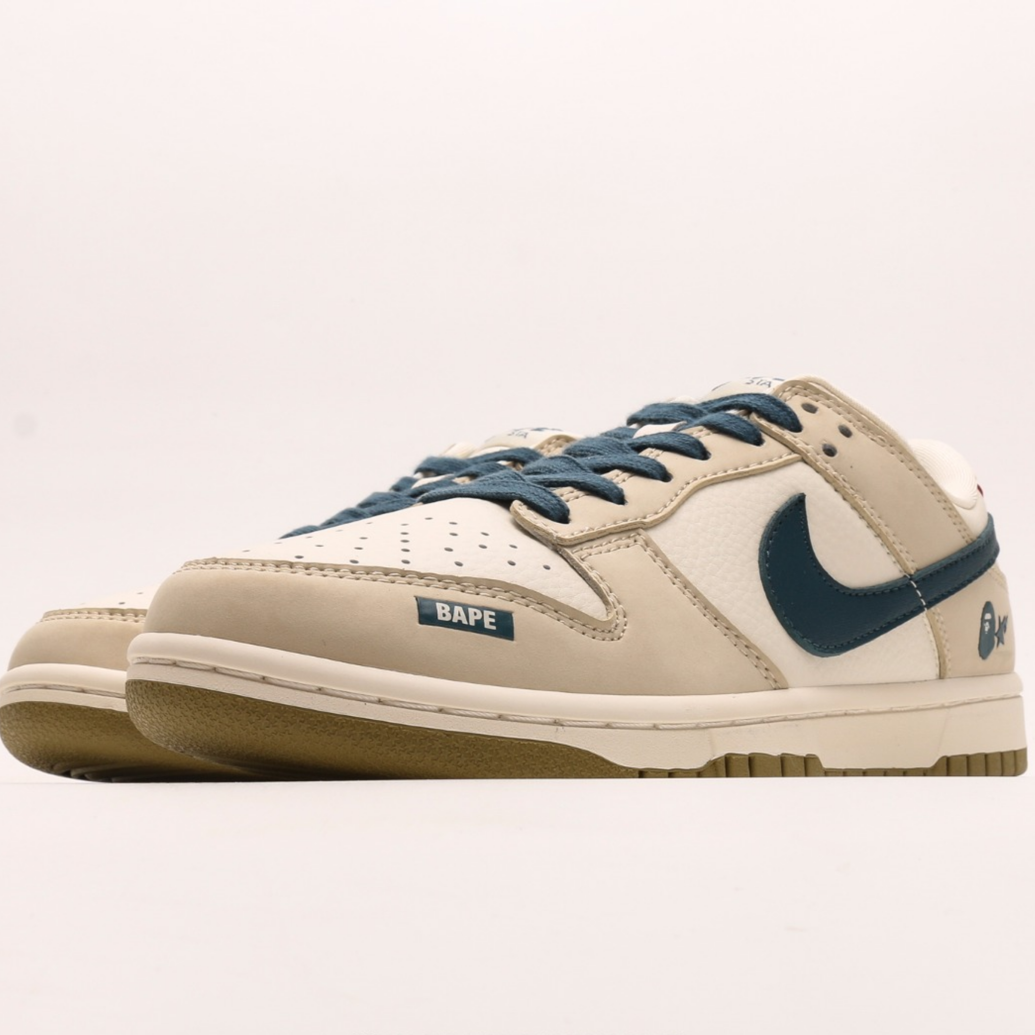 BAPE x Nike Dunk SB Low "Blue Beige"