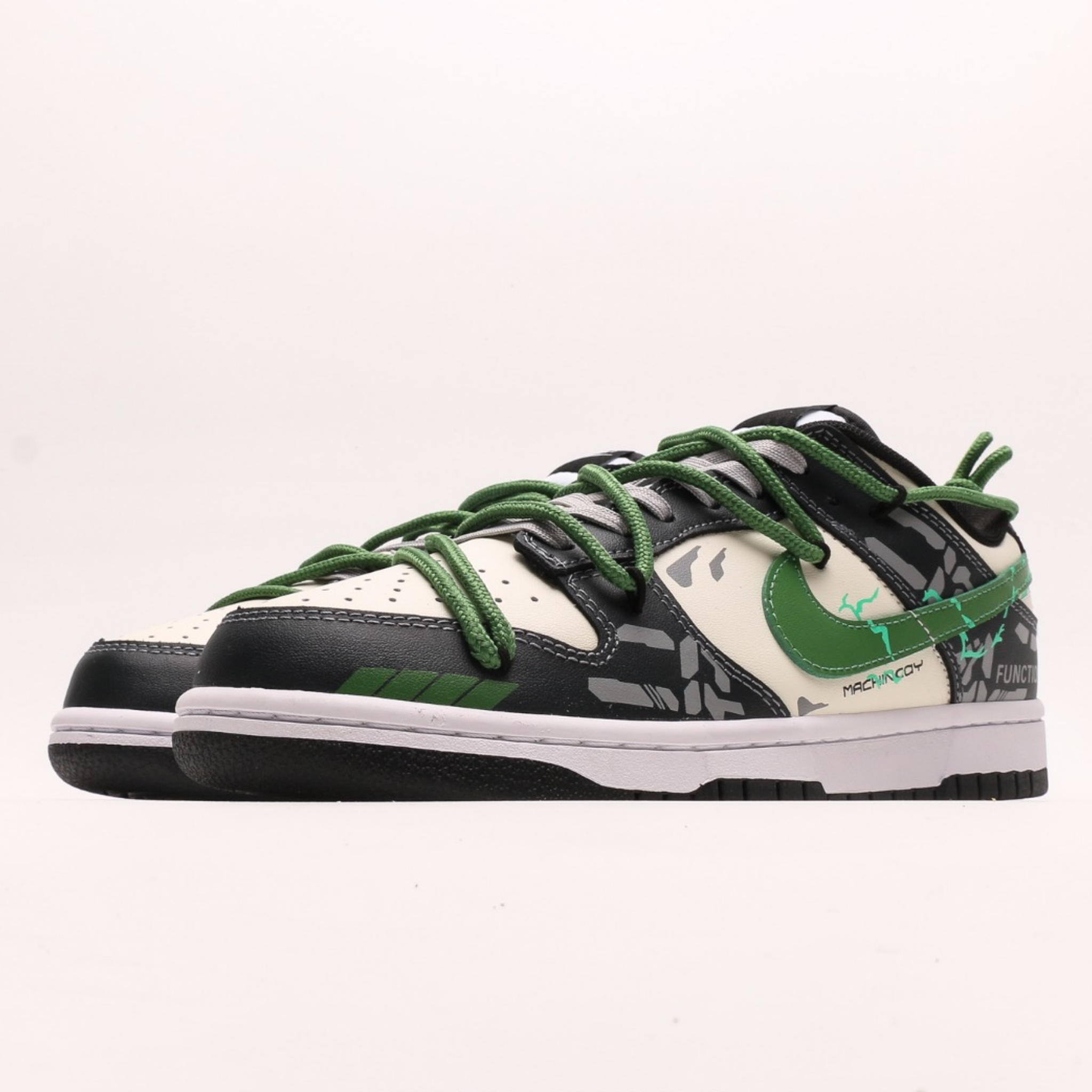Nike Dunk Low SE "Green"