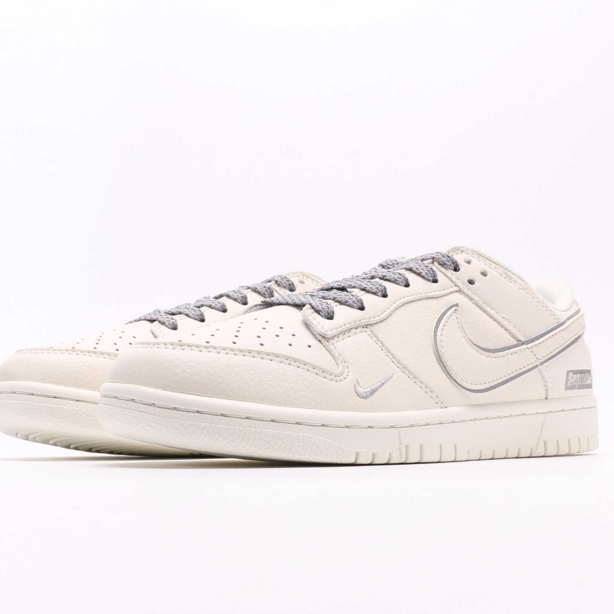 Supreme x Nike SB Dunk Low Grey Off White