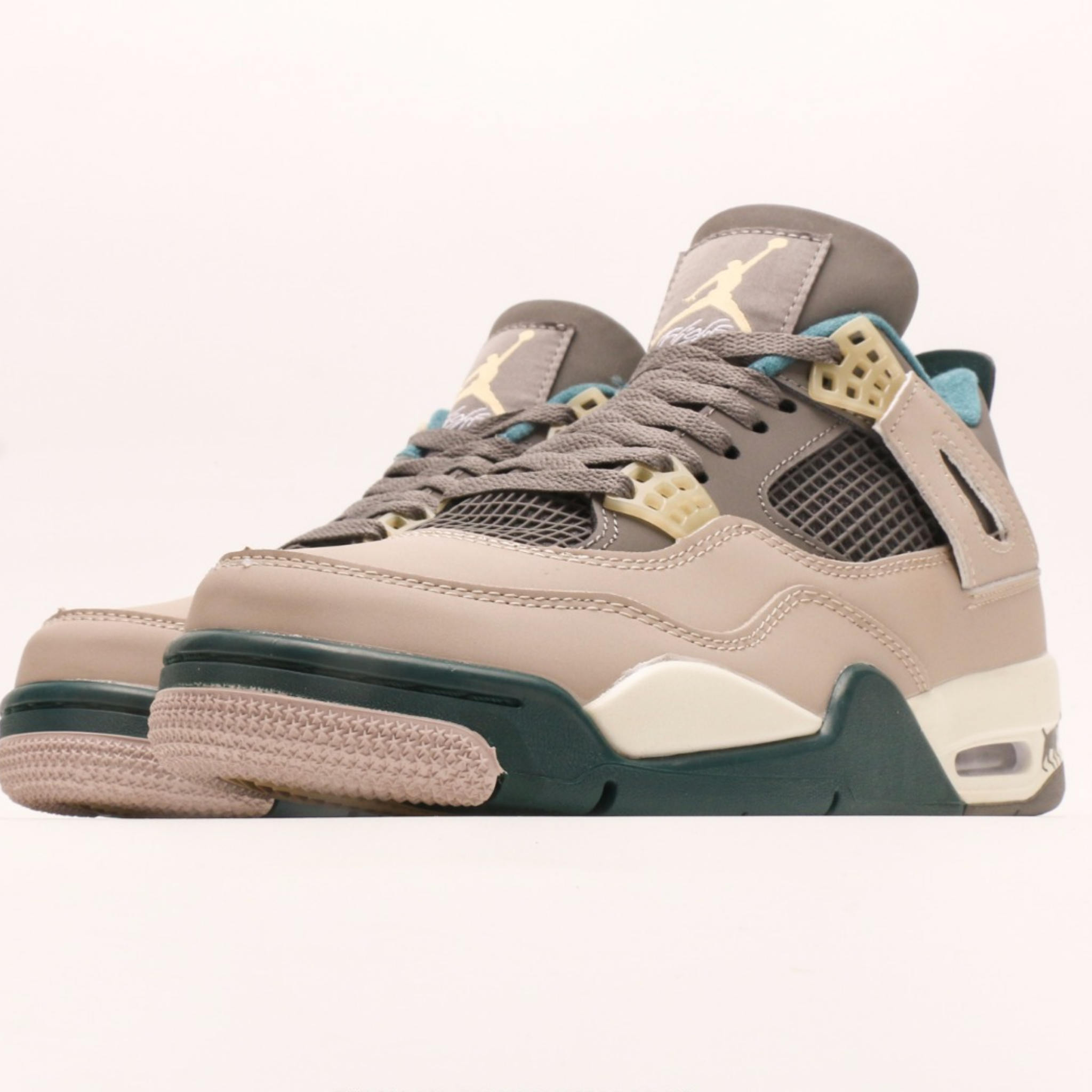 Air Jordan 4 Retro Off Noir