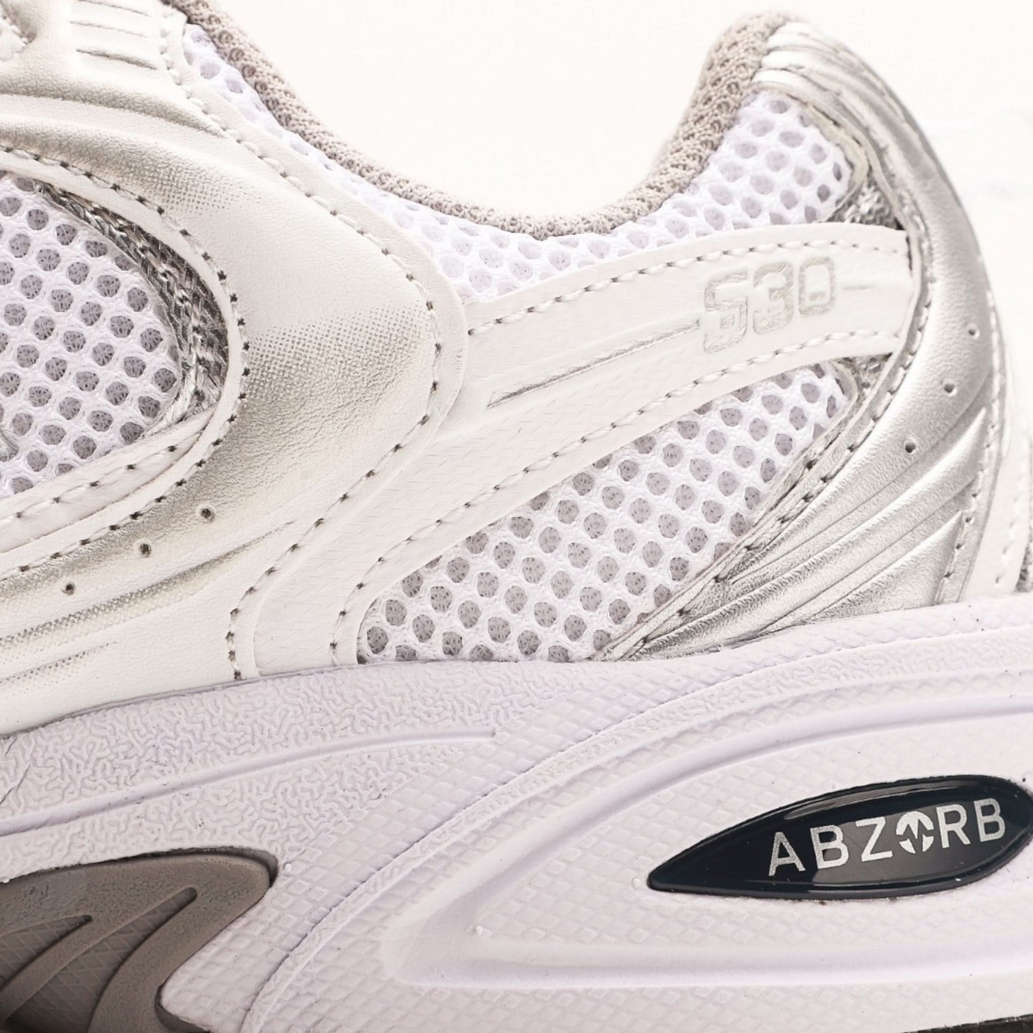 New Balance 530 Munsell White