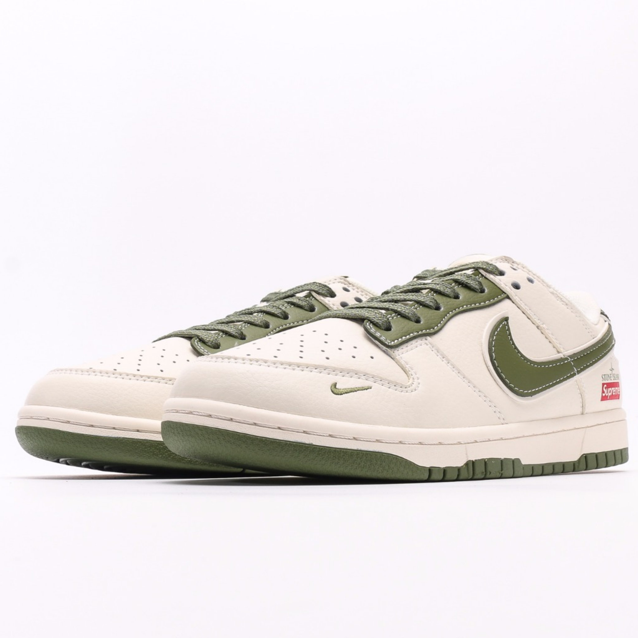 Nike SB Dunk Low Supreme "military green"