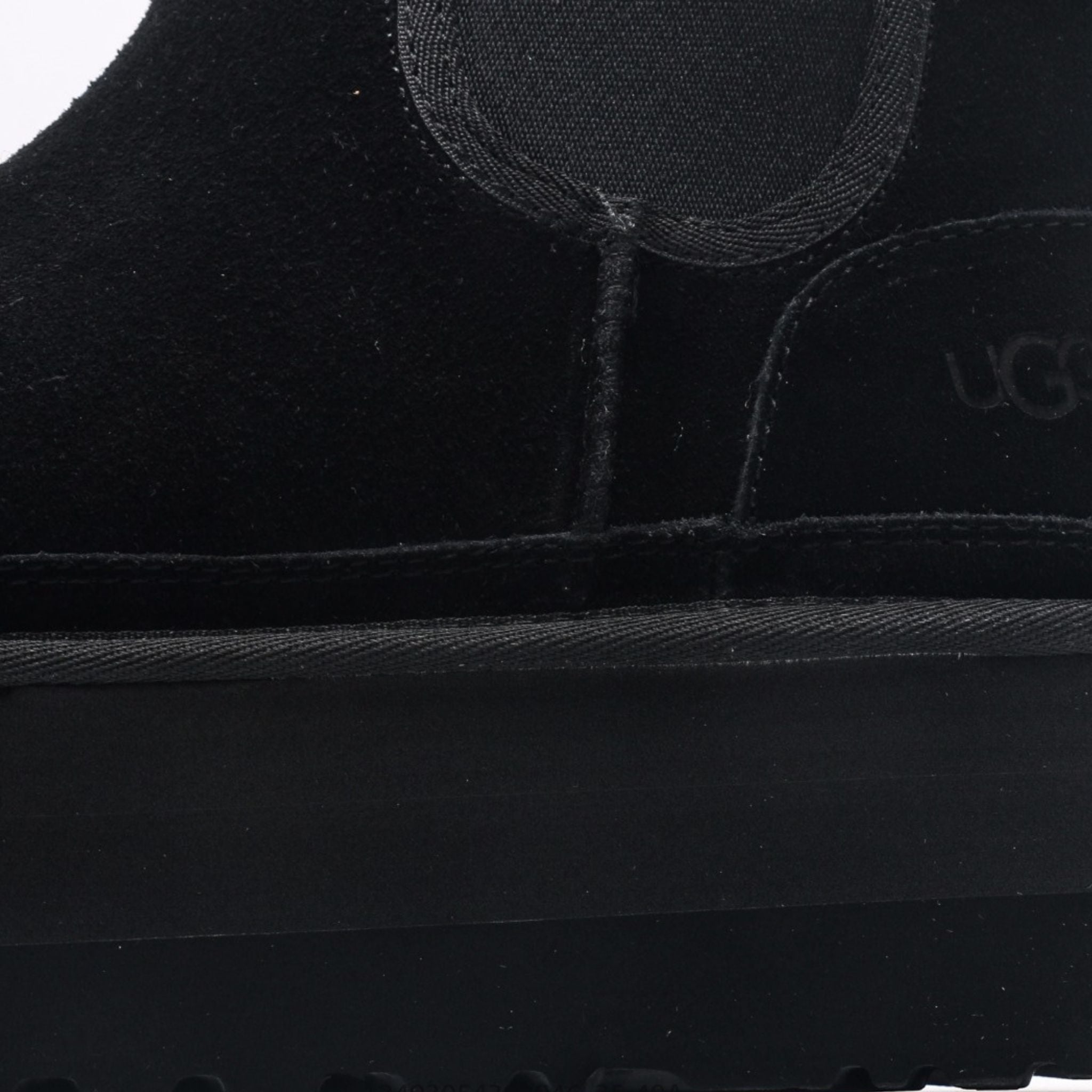 UGG-5877 Chelsea Platform Black