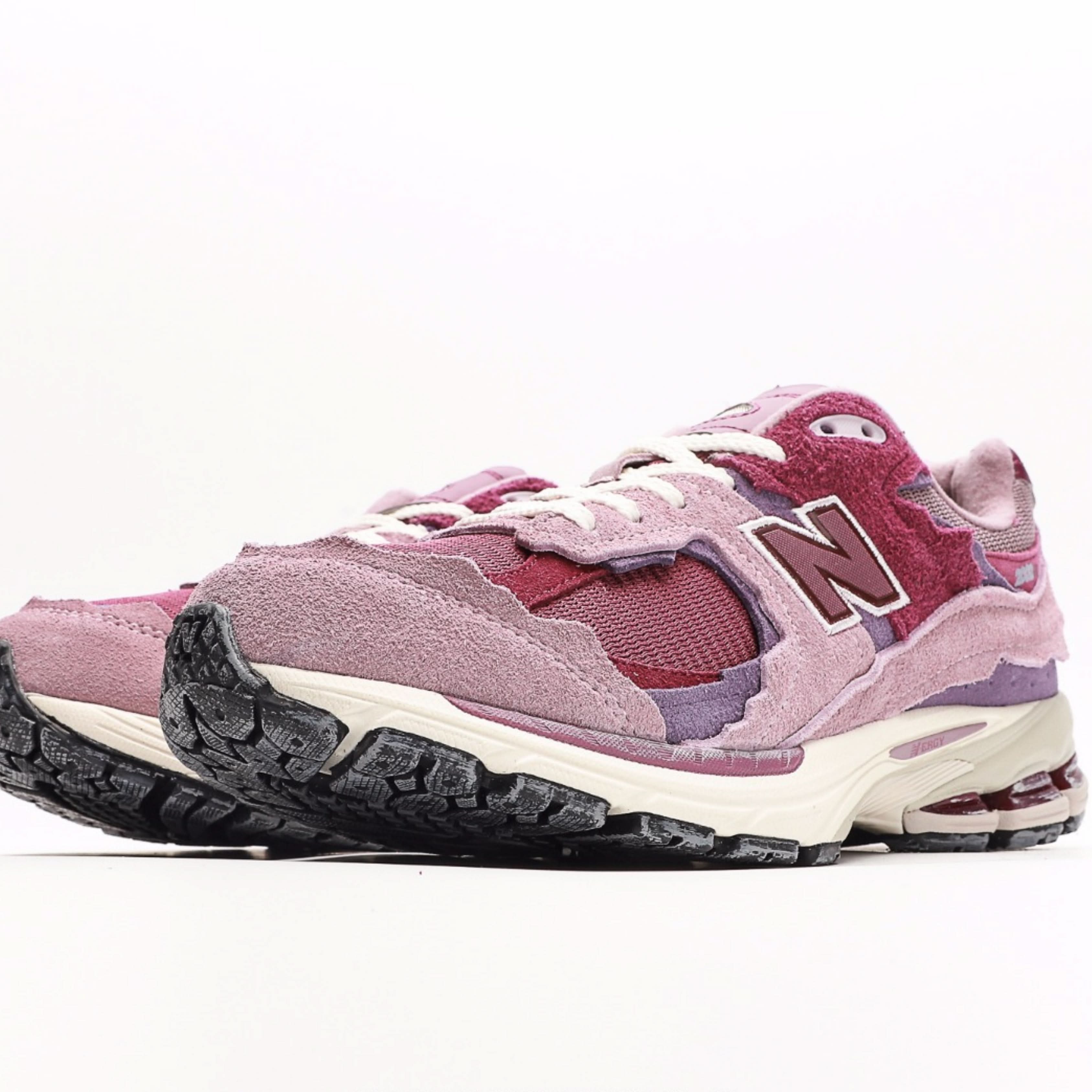 New Balance 2002R "Protection Pack - Violet"