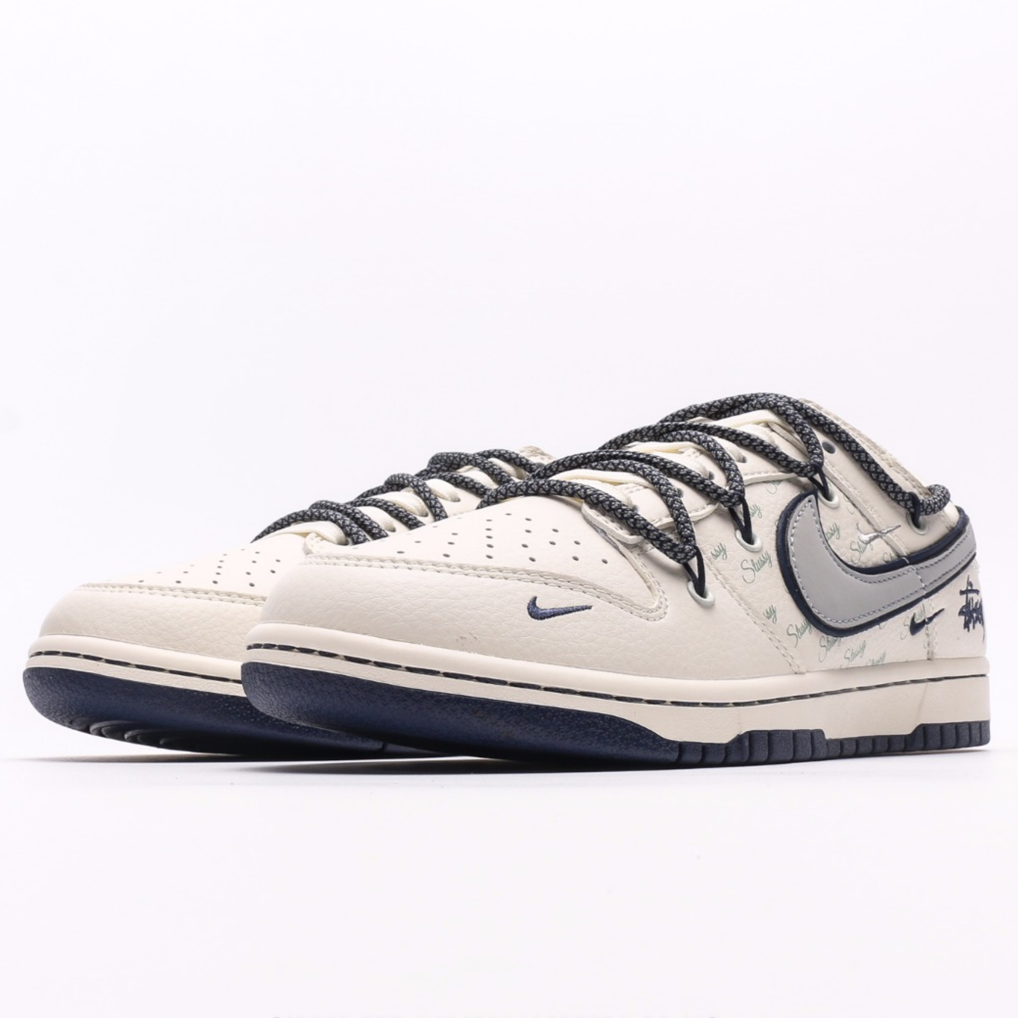 Stussy x Nike Dunk Low "Cream Grey"