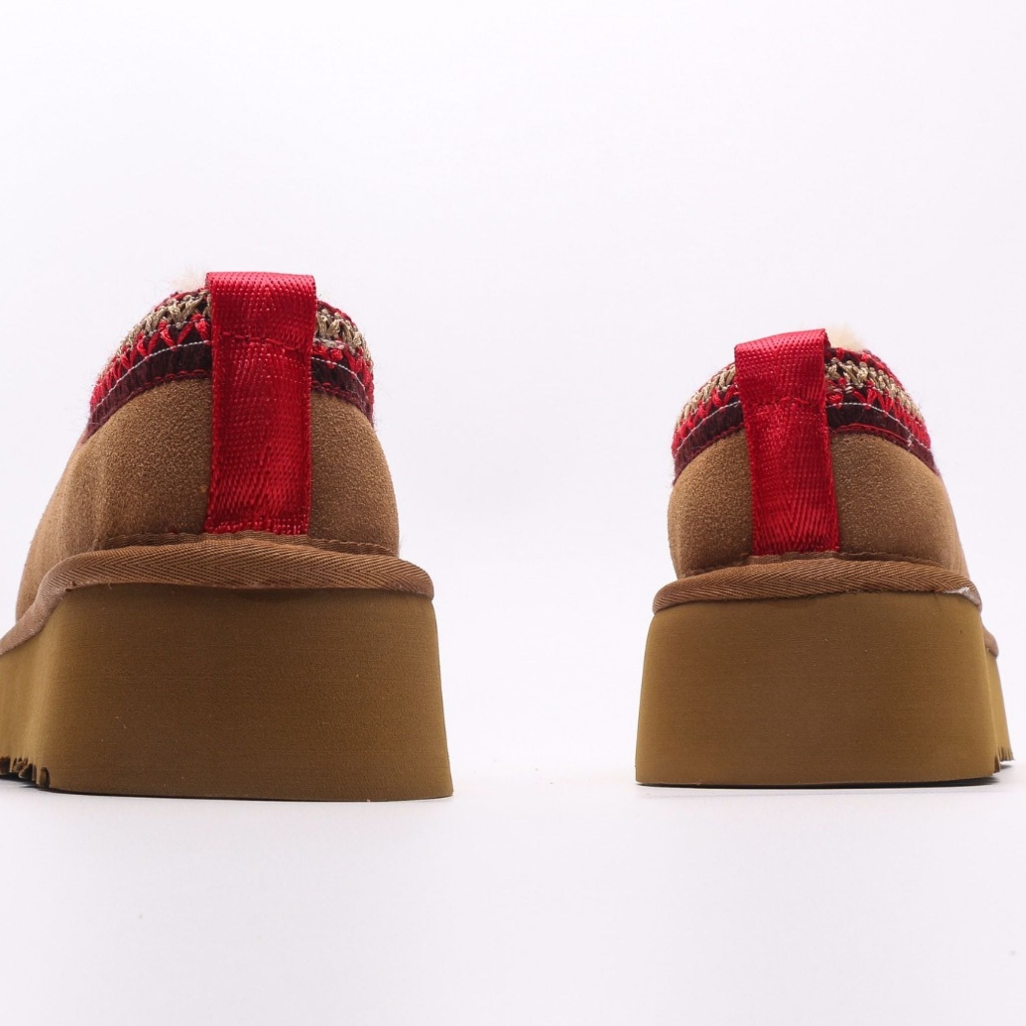 UGG-5877 Chestnut