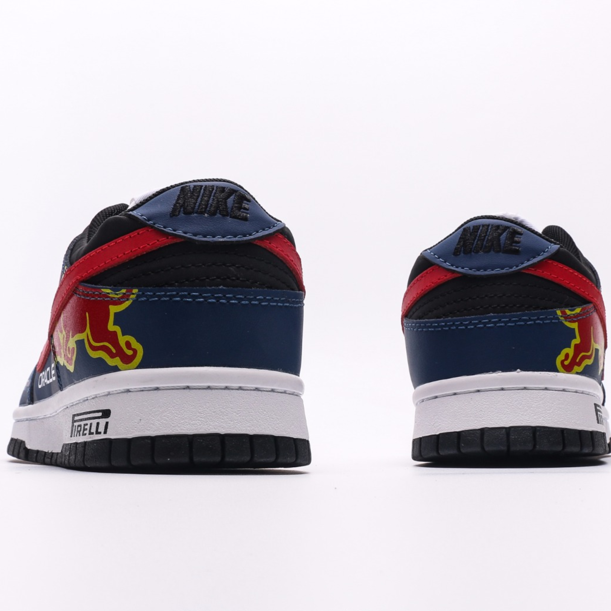 Nike Dunk Low “Max Verstappen”