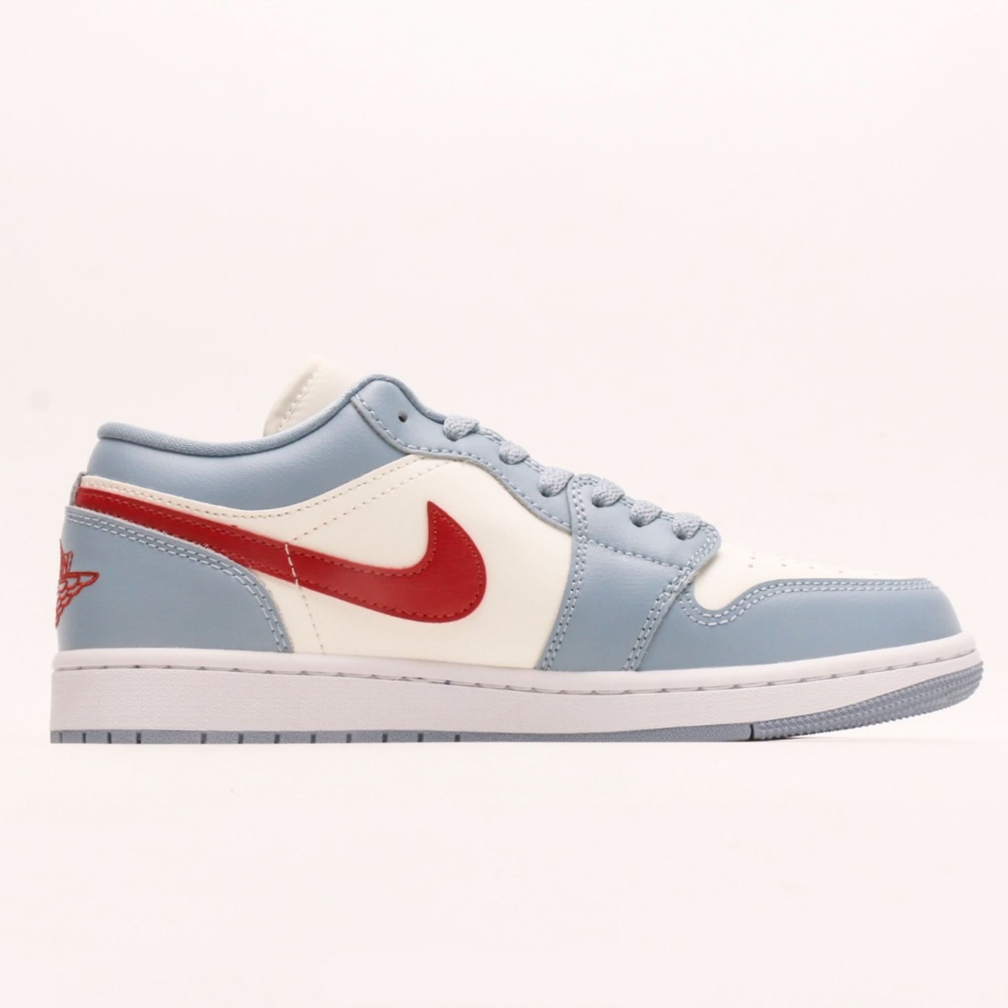 Air Jordan 1 Low SE Blue Whisper Dune Red