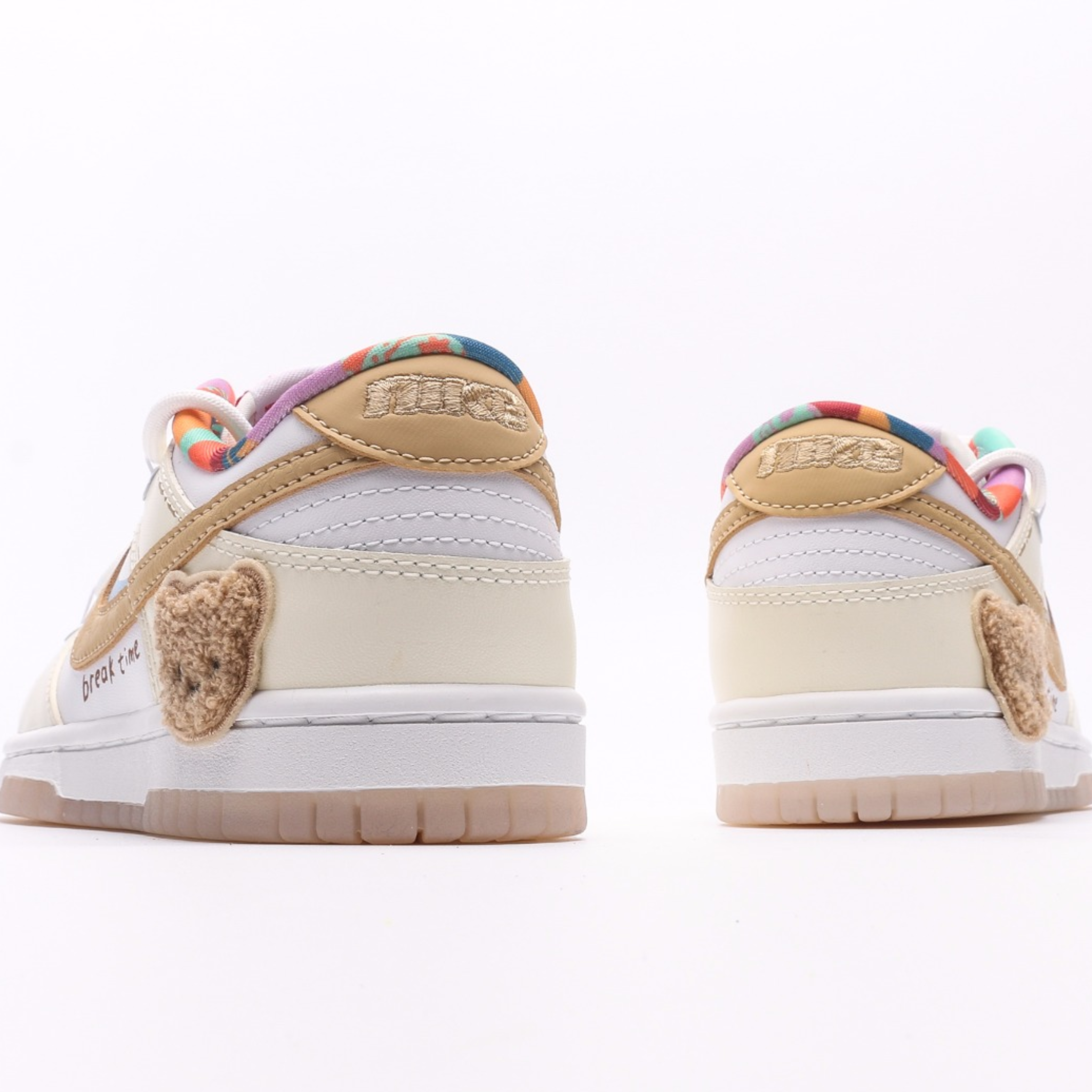 Nike Dunk Low "Cake Bear"