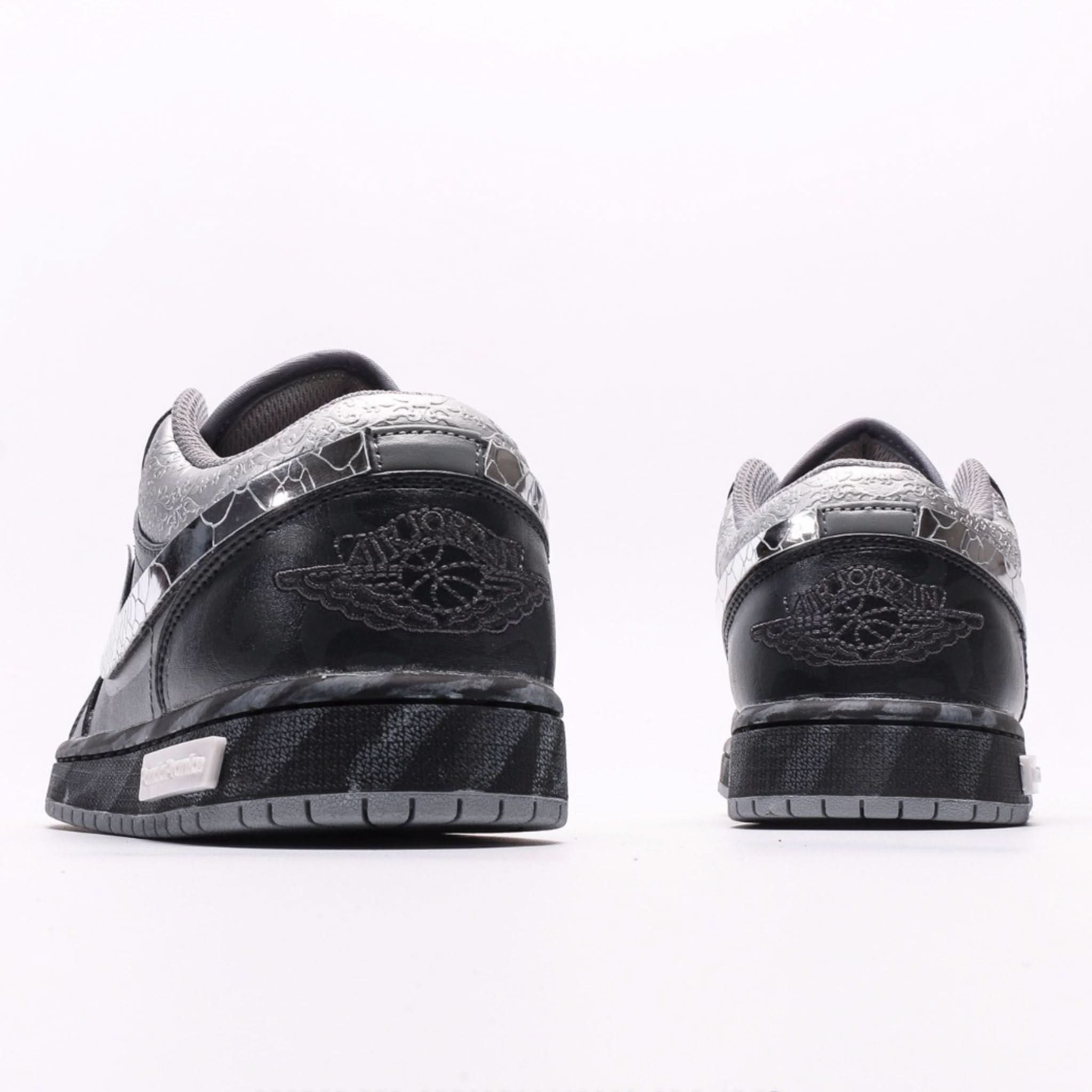 Air Jordan 1 Low GS'Light Smoke GreyBlack'
