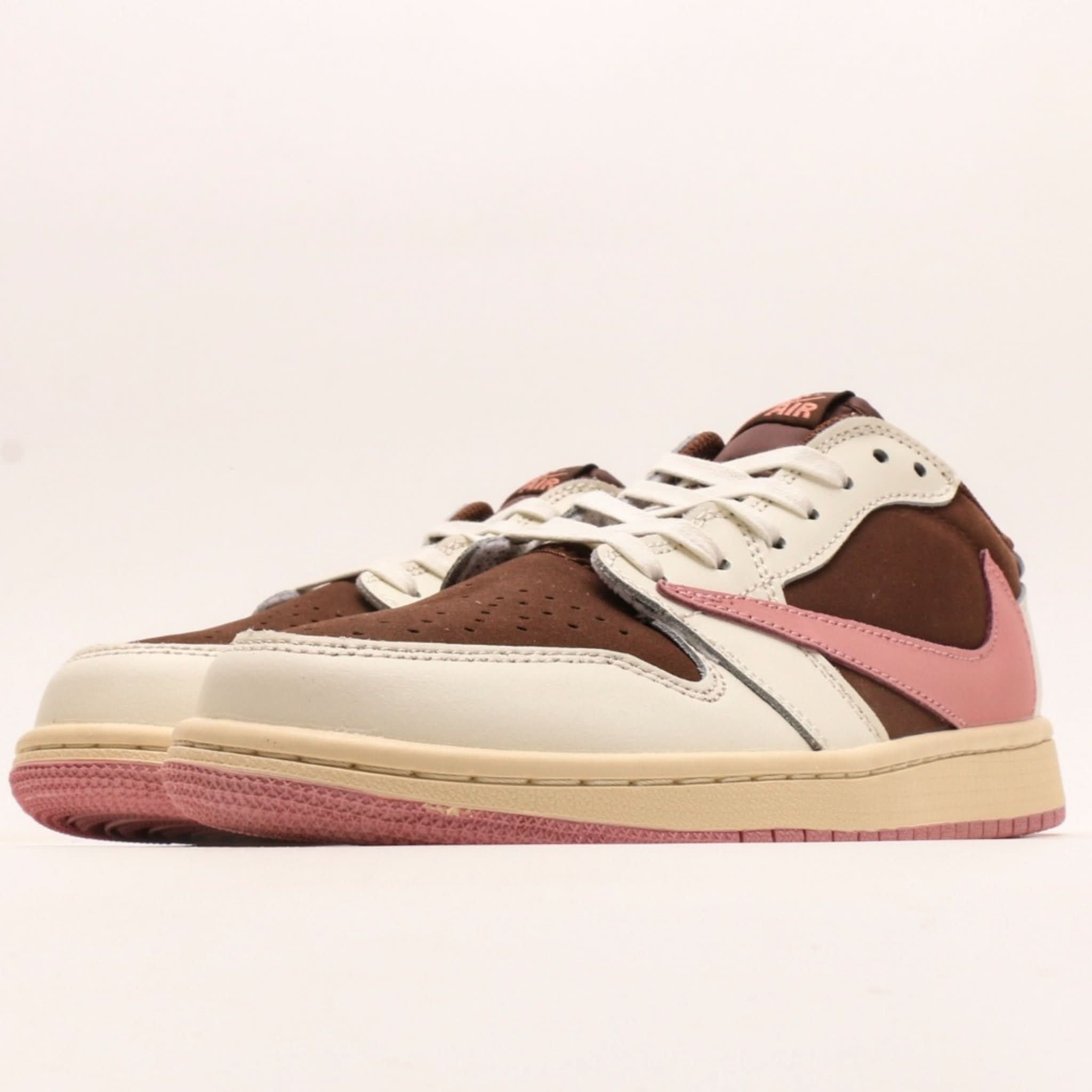Air Jordan 1 Low Travis Scott x Fragment ARK PONY