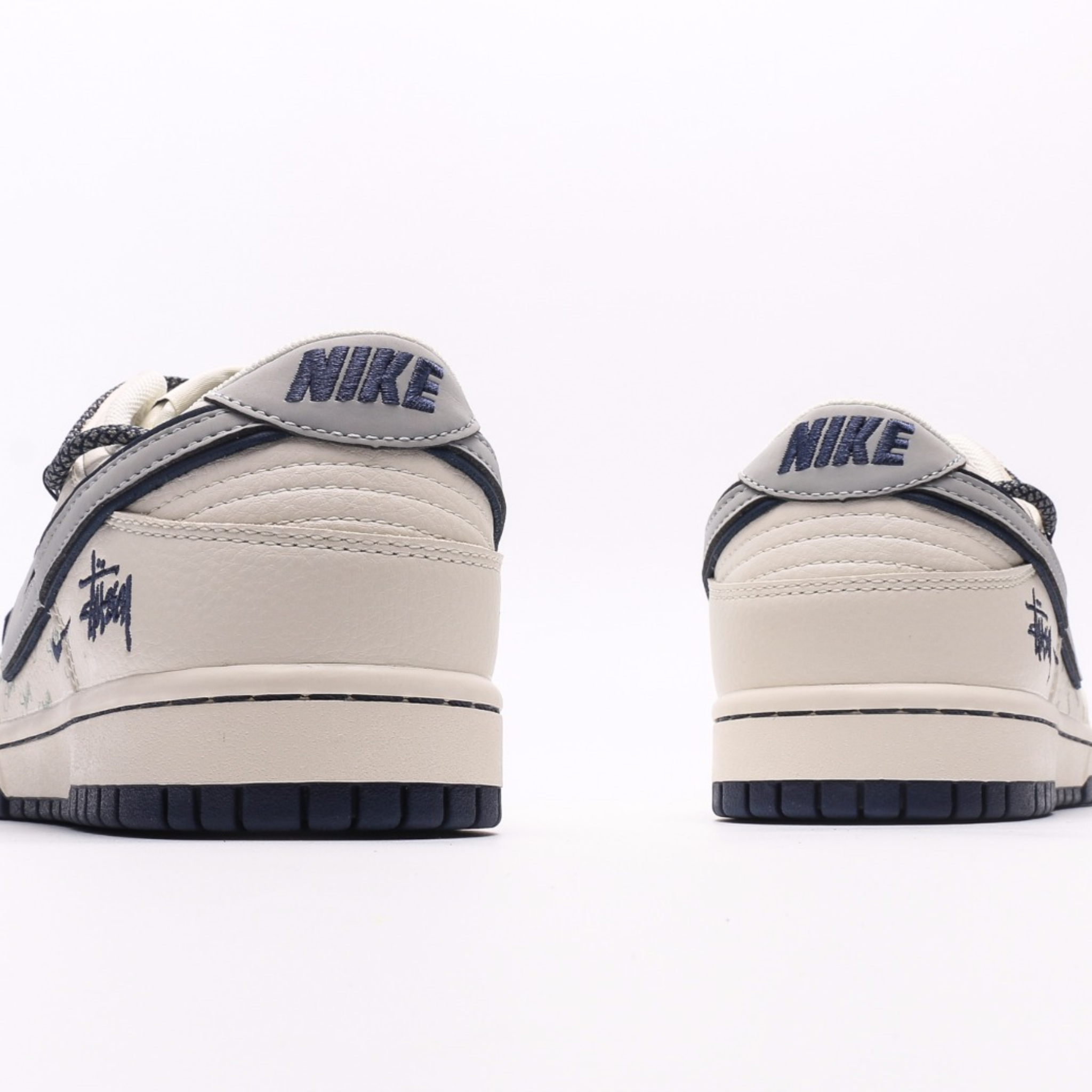 Stussy x Nike Dunk Low "Cream Grey"