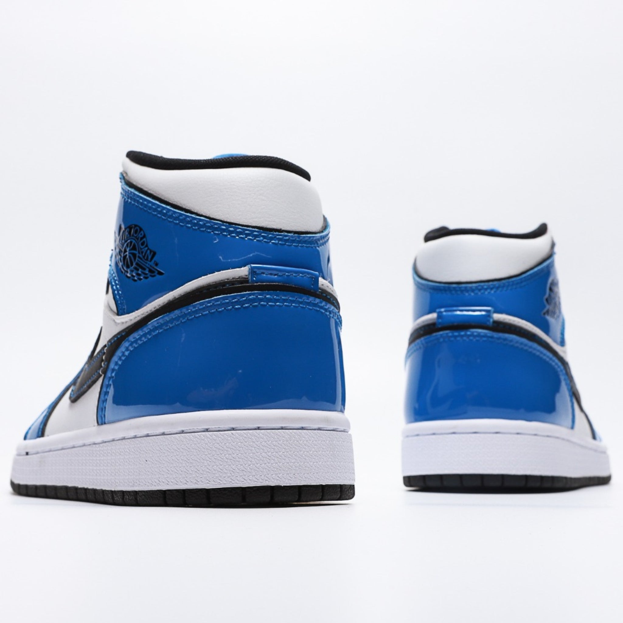 Nike Air Jordan 1 Mid Signal Blue