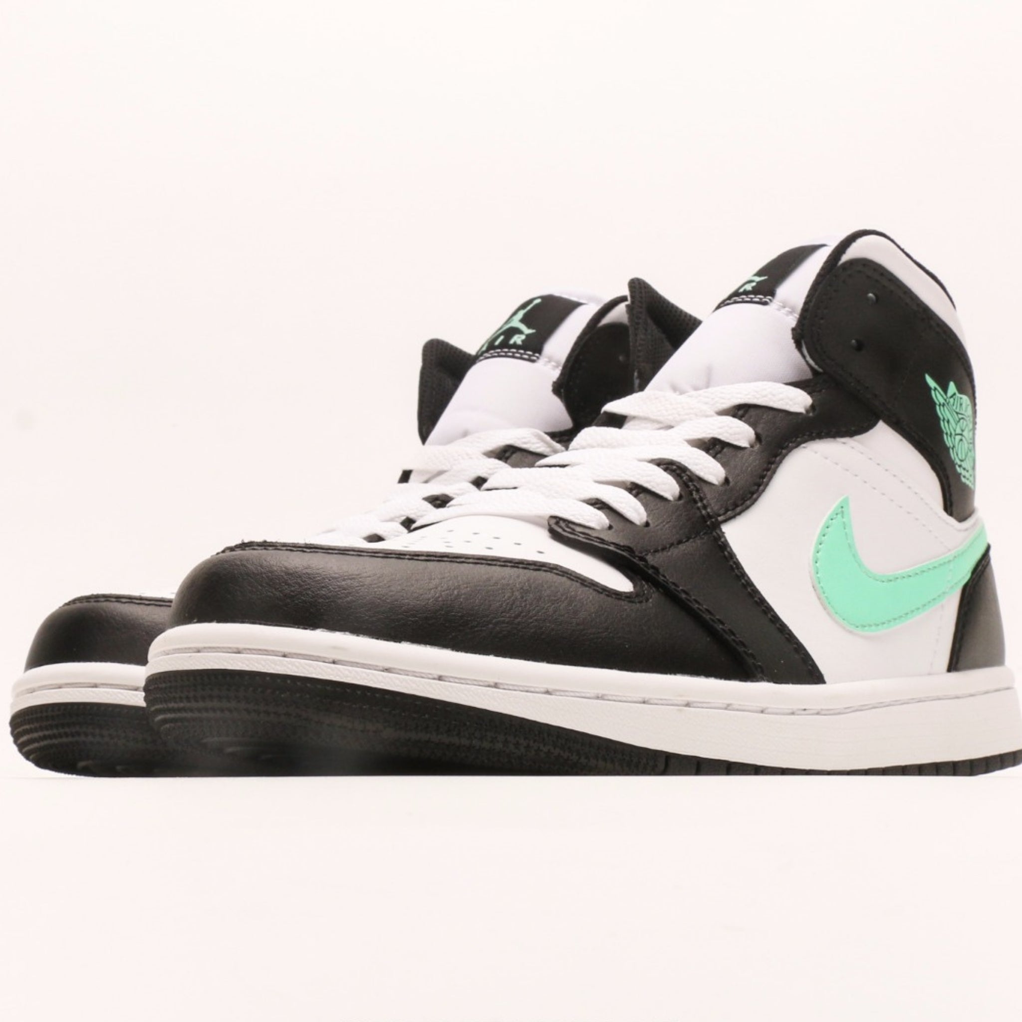 Air Jordan 1 Mid SE 'Green Glow'