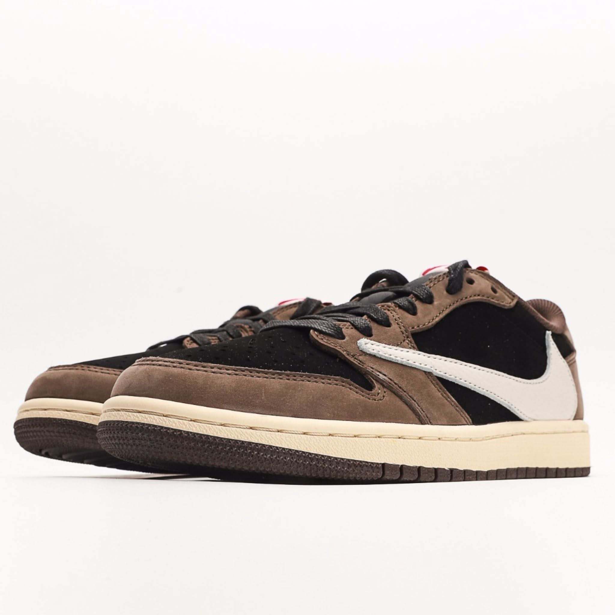 Travis Scott x Air Jordan 1 Low