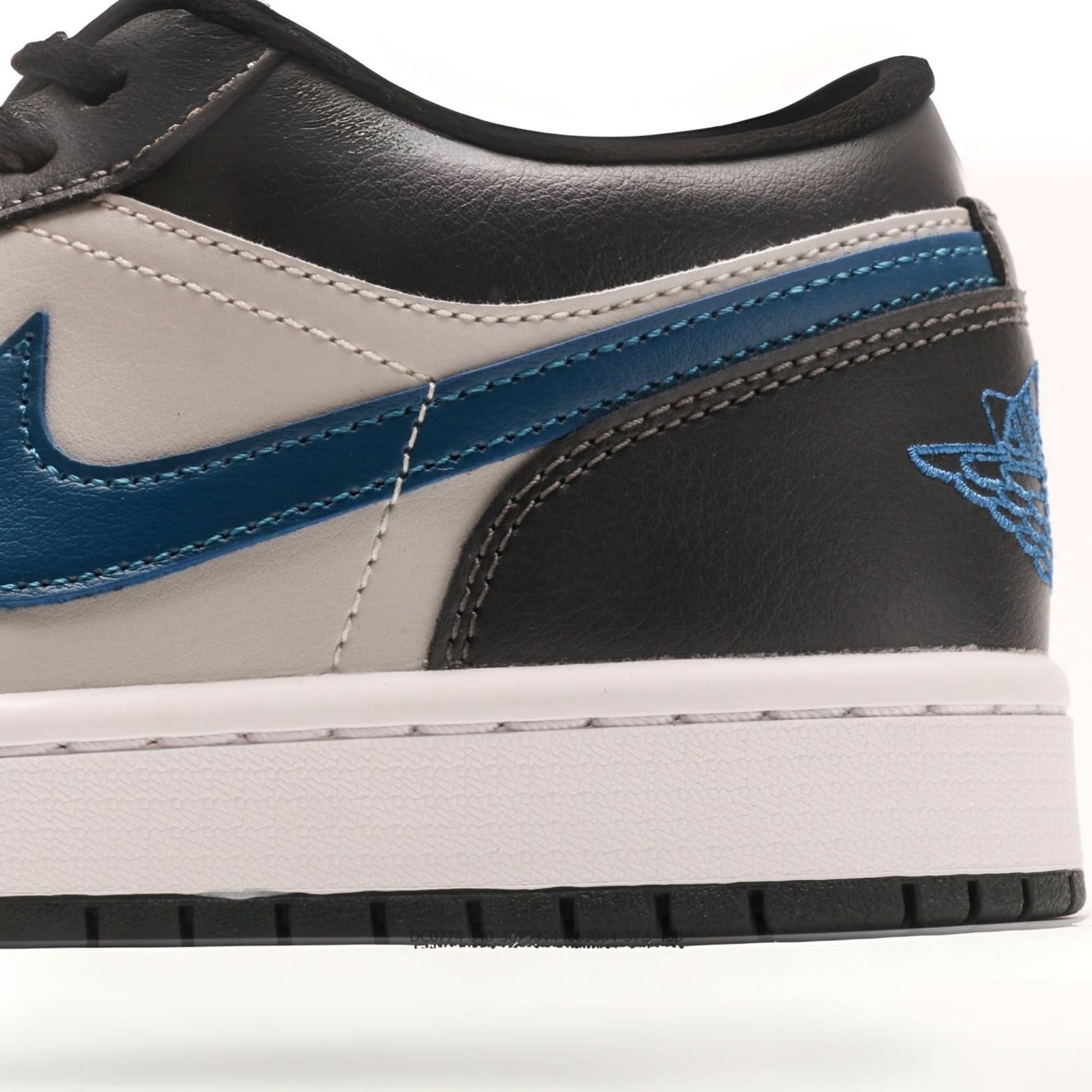 Air Jordan 1 Low SE Anthracite Industrial Blue