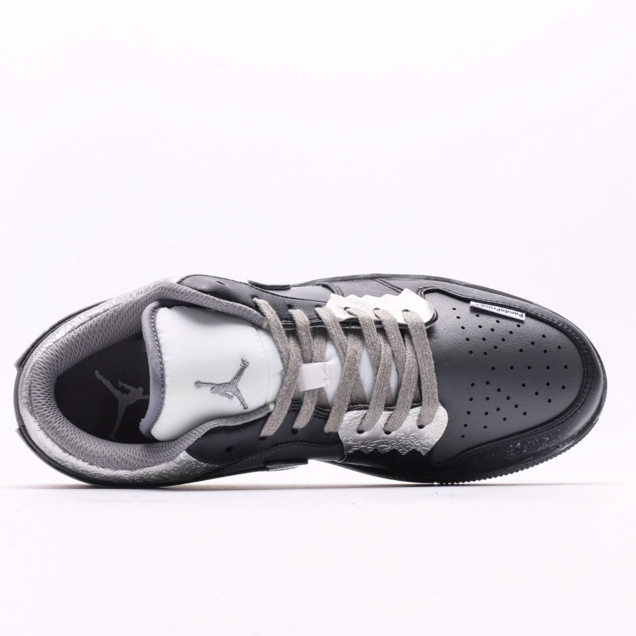 Air Jordan 1 Low GS'Light Smoke GreyBlack'