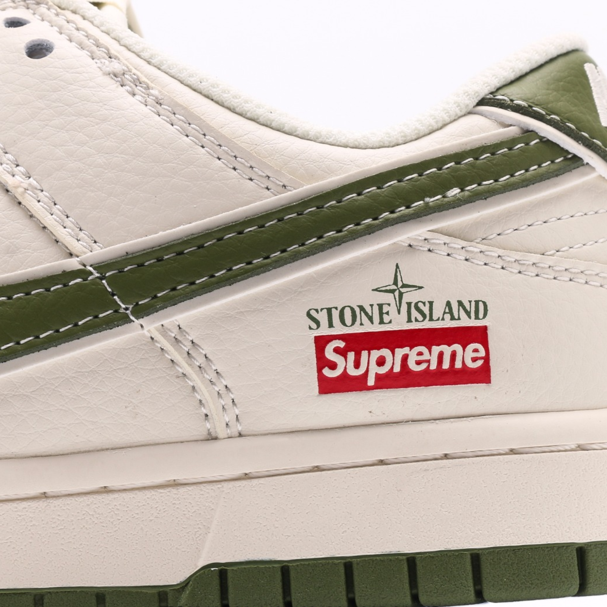 Nike SB Dunk Low Supreme "military green"