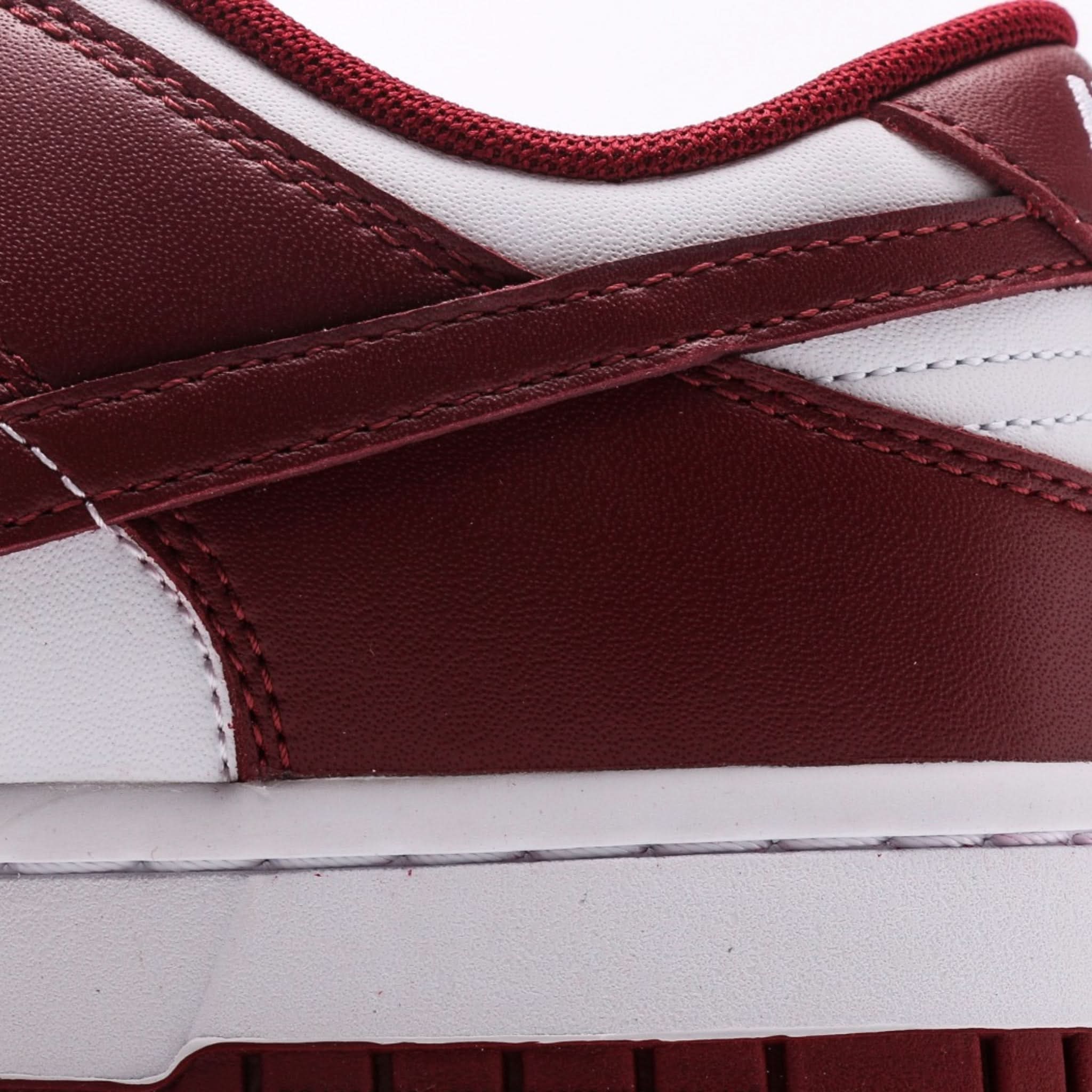 Nike Dunk Low Team Red
