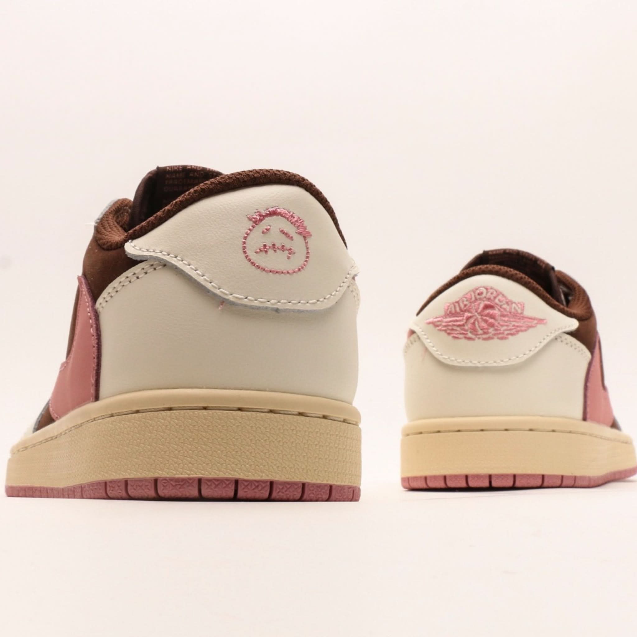 Air Jordan 1 Low Travis Scott x Fragment ARK PONY