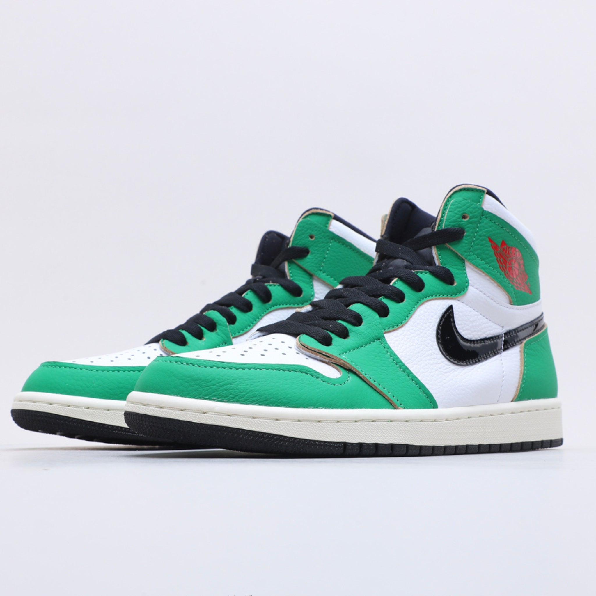 Air Jordan 1 High OG WMNS 'Lucky Green'